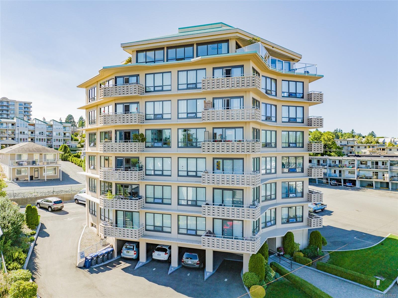 375 Newcastle Ave Apt 204, Nanaimo, BC V9S 4H9