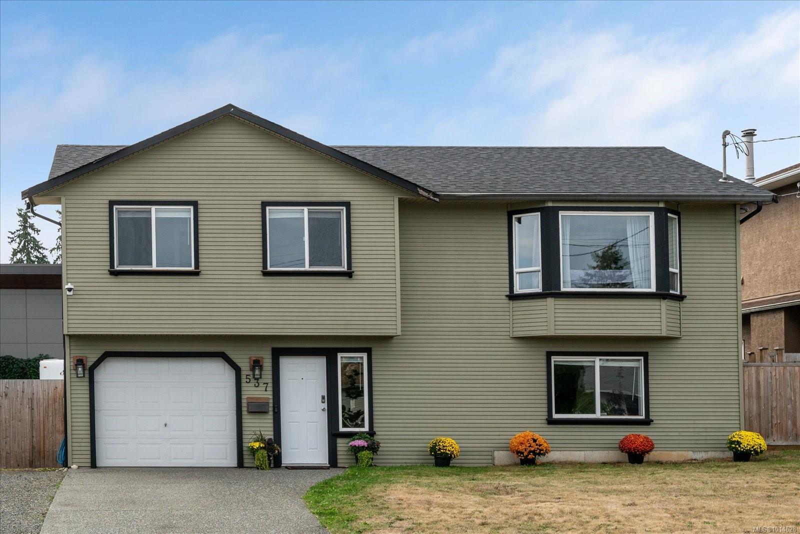 537 Deering St, Nanaimo, BC V9R 6Y2
