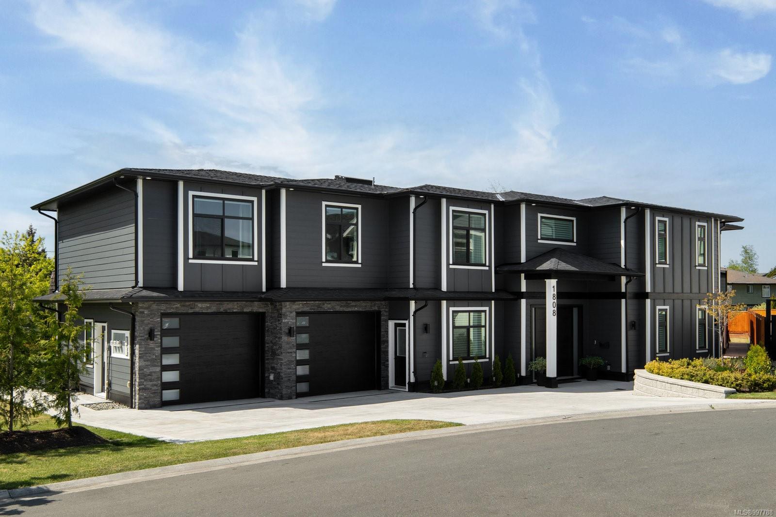 1808 Feltham Rd, Saanich, BC V8N 2A6