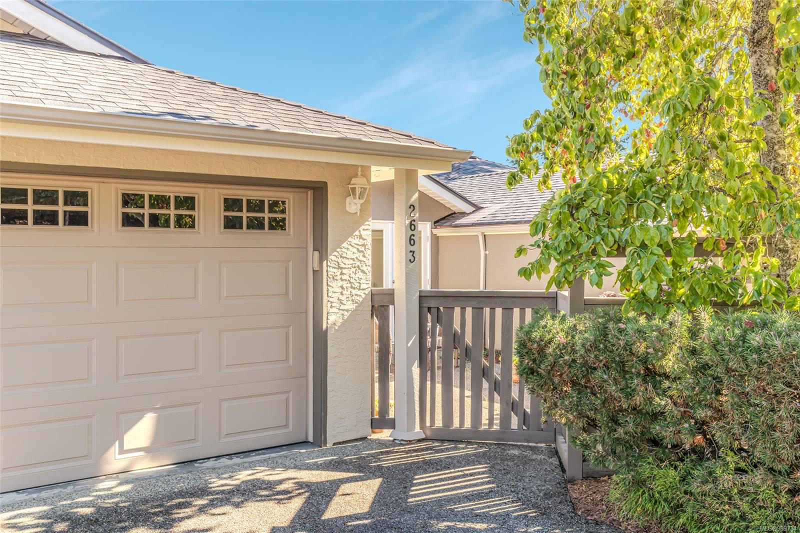 2663 Andover Rd, Nanoose Bay, BC V9P 9J5