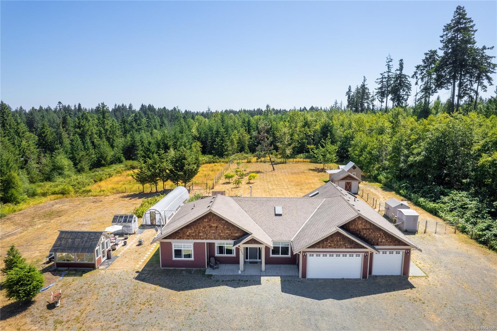 850 Burbank Rd, Qualicum Beach, BC V9K 1X5