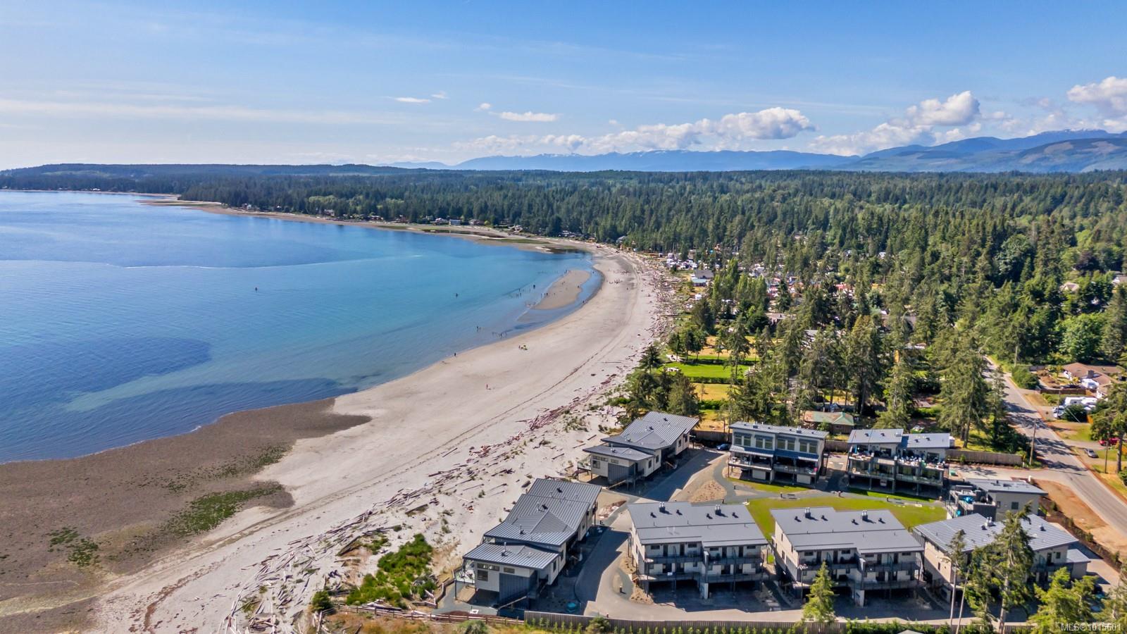 9022 Clarkson Ave Apt 12, Black Creek, BC V9J 1B2