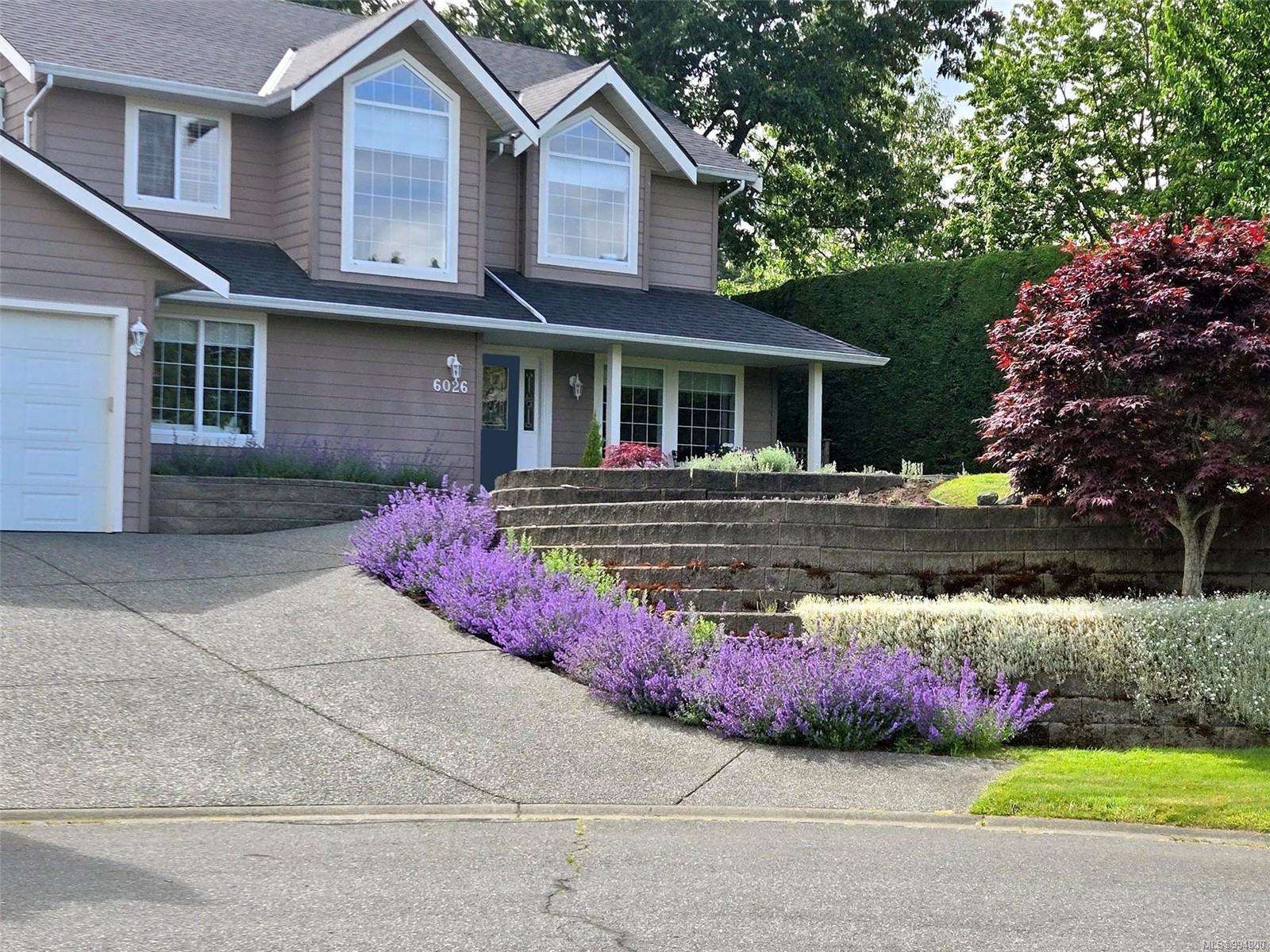 6026 Stonehouse Pl, Duncan, BC V9L 5M2