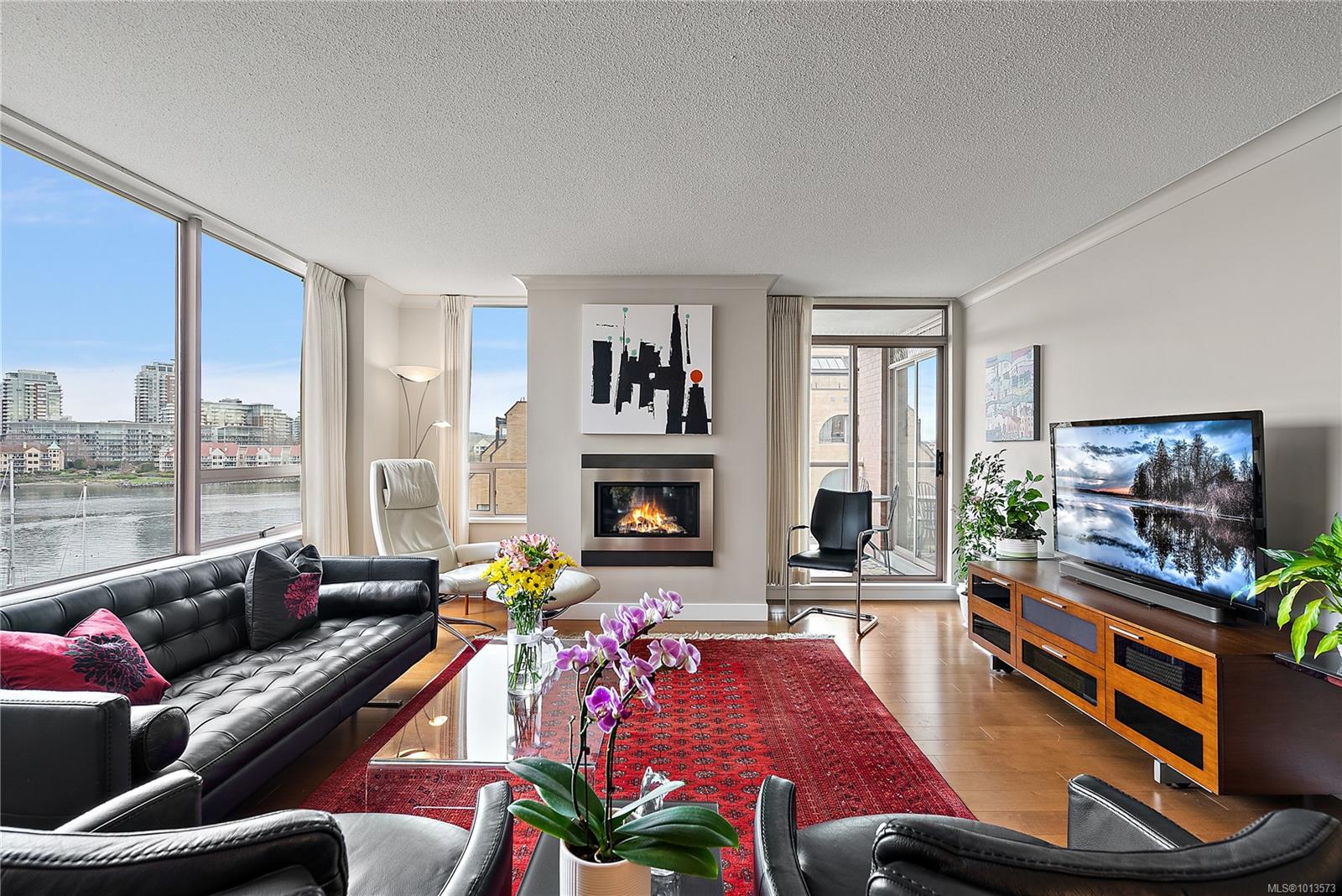 636 Montreal St Apt 603, Victoria, BC V8V 4Y1