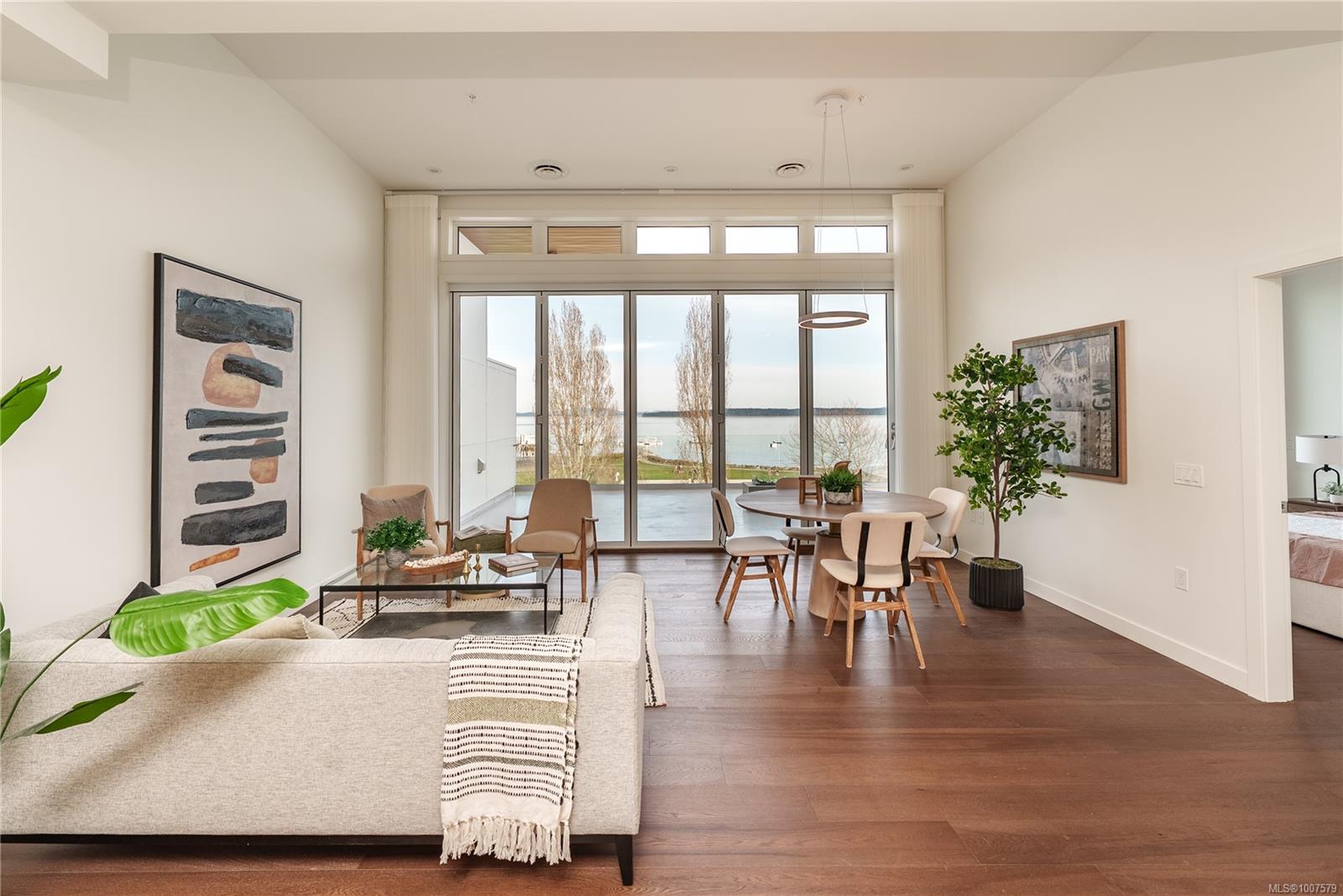 9570 Fifth St Apt 403, Sidney, BC V8L 2W5