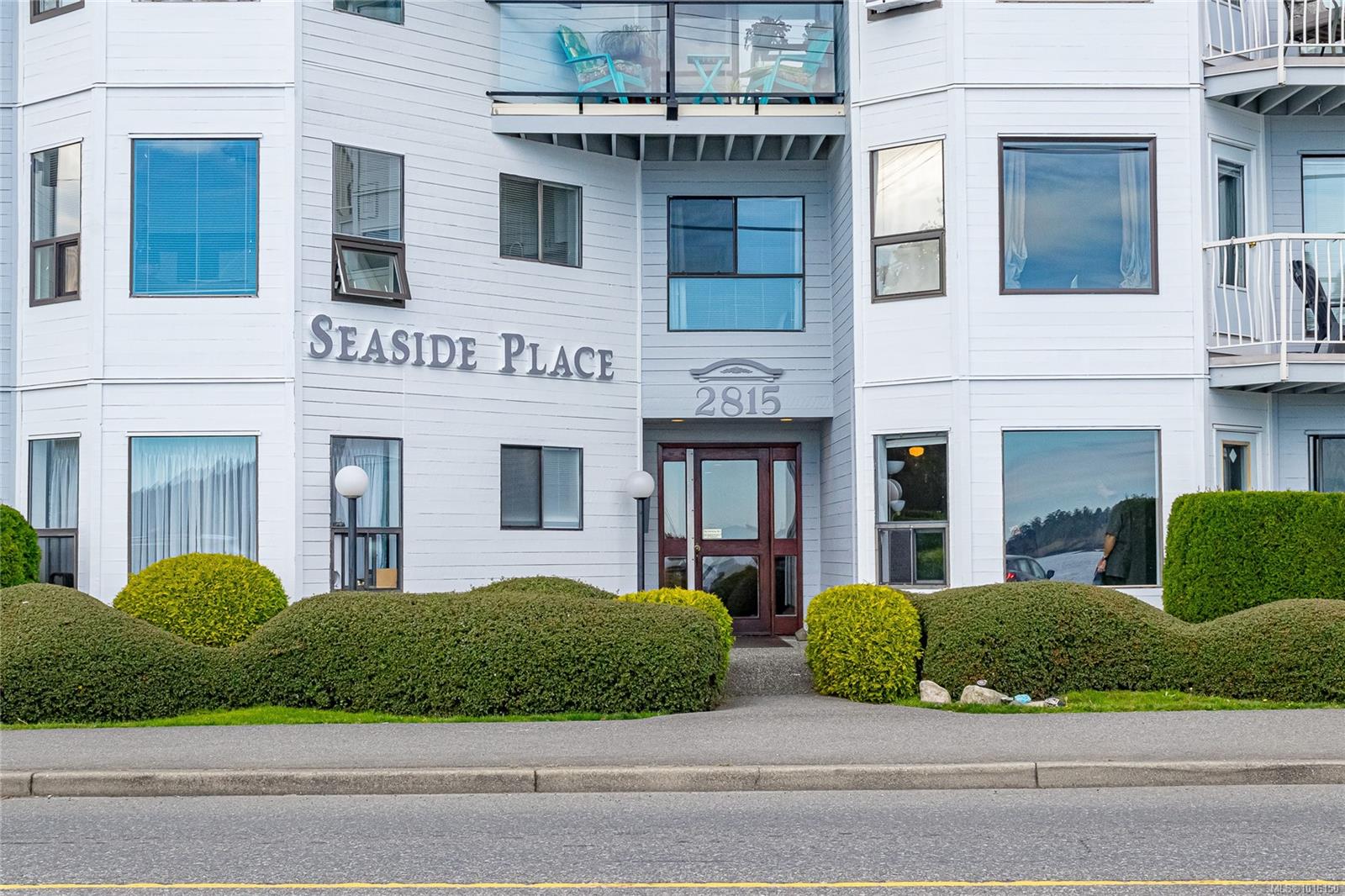 2815 Departure Bay Rd Apt 212, Nanaimo, BC V9S 5P4