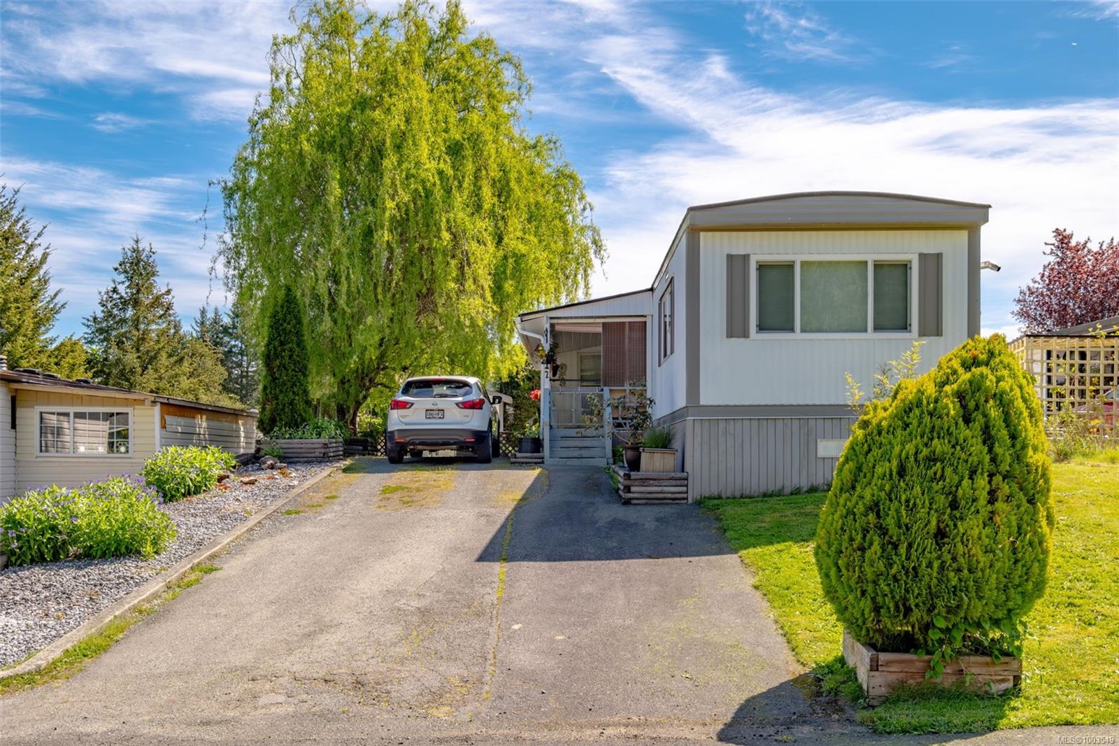 12th St APT 17 Unit 61, Nanaimo, BC V9R 6L2