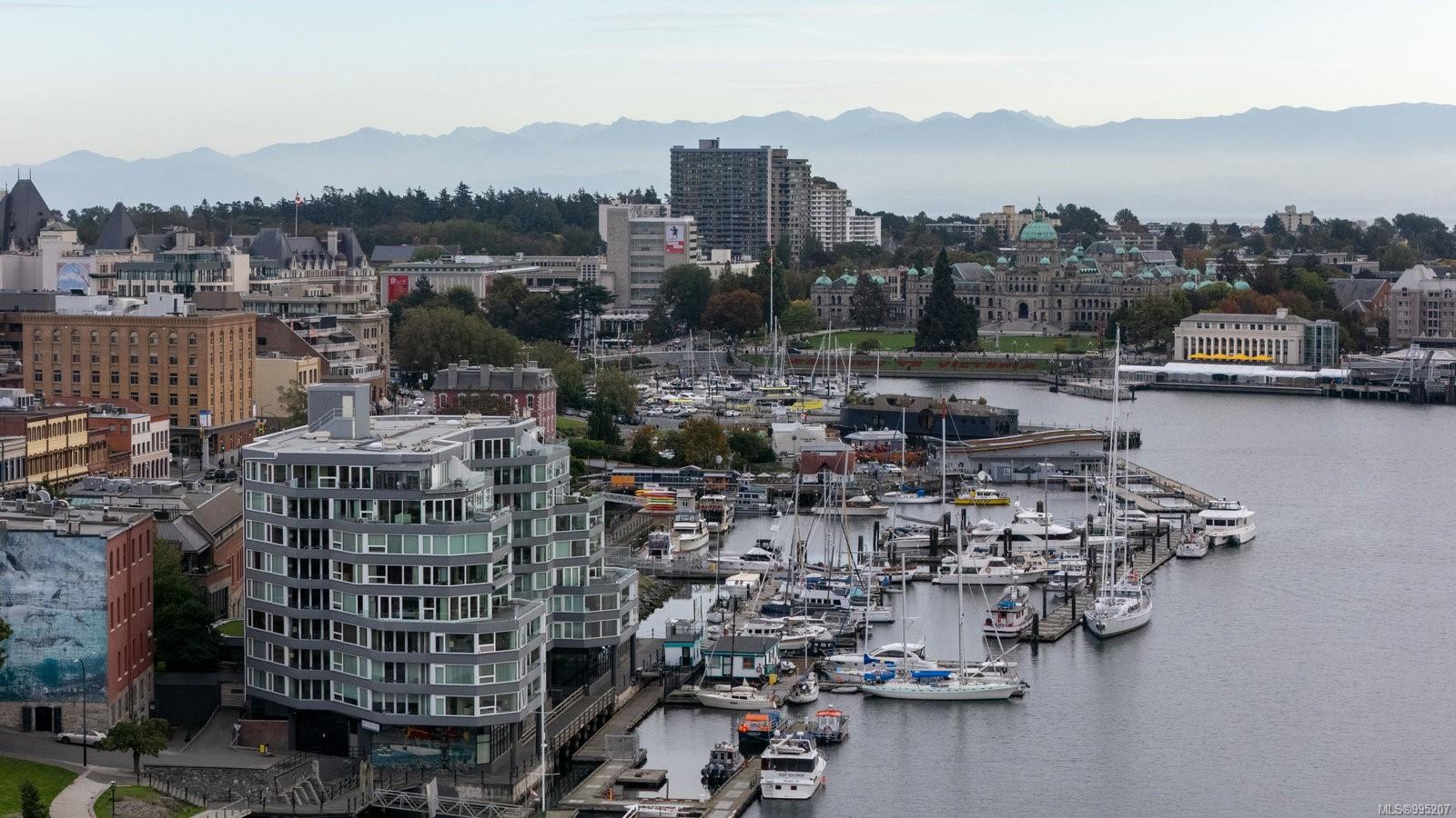 1234 Wharf St Apt 401, Victoria, BC V8W 3H9