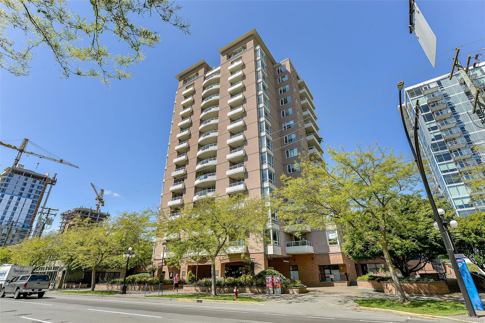 930 Yates St Apt 1208, Victoria, BC V8V 4Z3