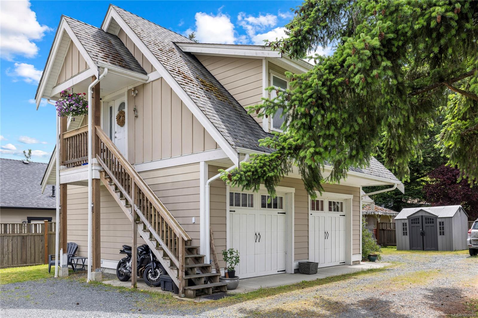 174 Stanford Ave E, Parksville, BC V9P 1M2