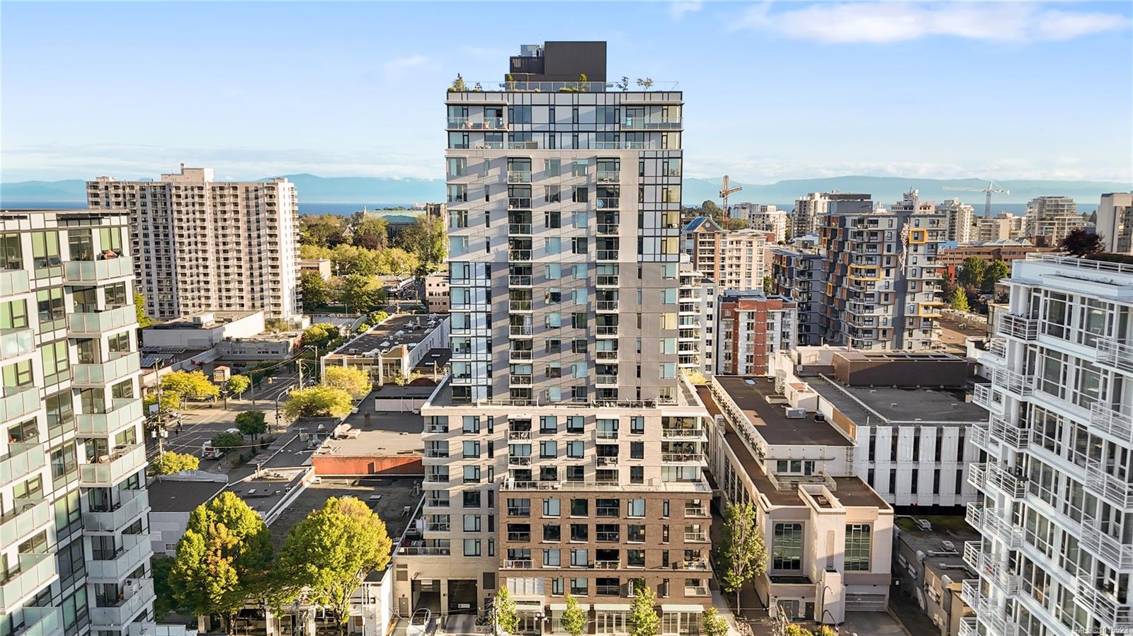 845 Johnson St Apt 1206, Victoria, BC V8W 0G3