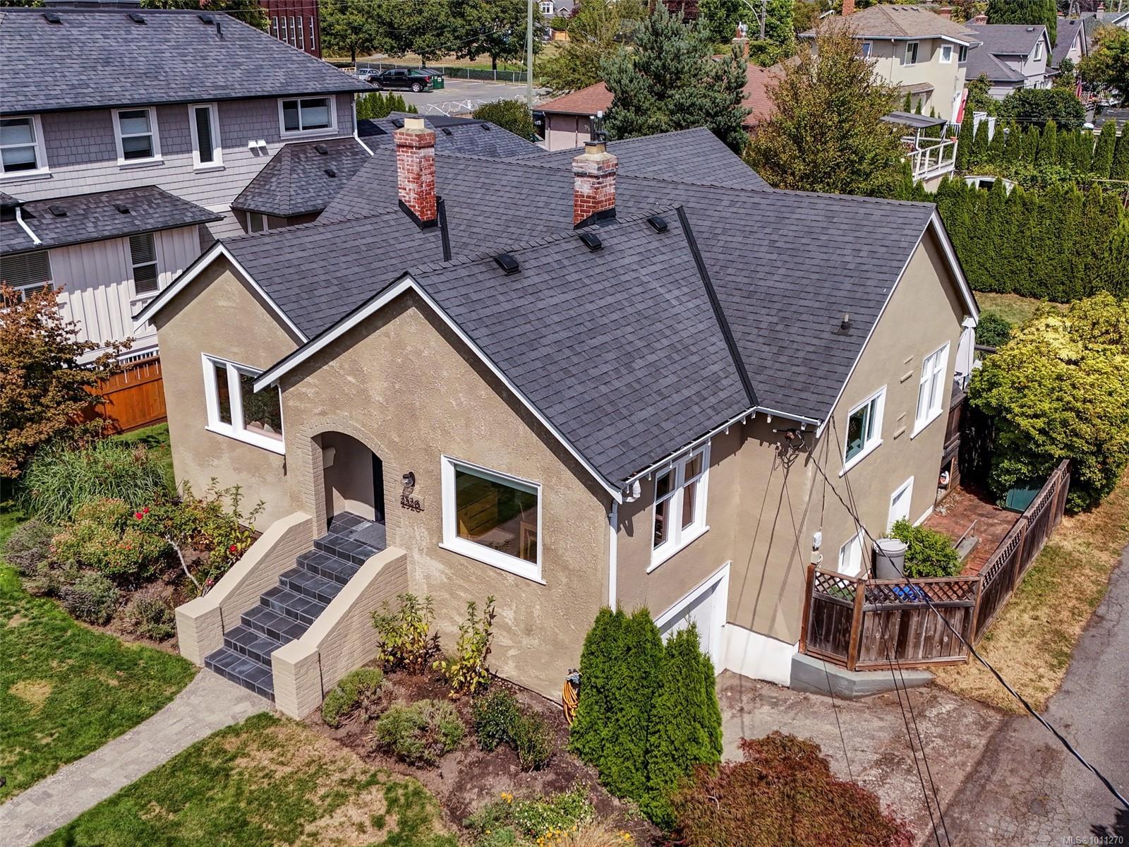 2526 Dalhousie St, Oak Bay, BC V8R 2H7