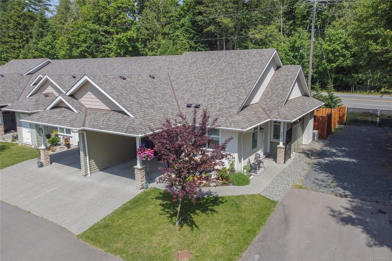 300 Grosskleg Way Apt 35, Lake Cowichan, BC V0R 2G1