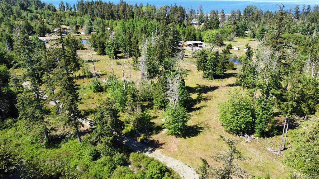 4275 S Island Hwy Apt 6, Campbell River, BC V9H 1B7