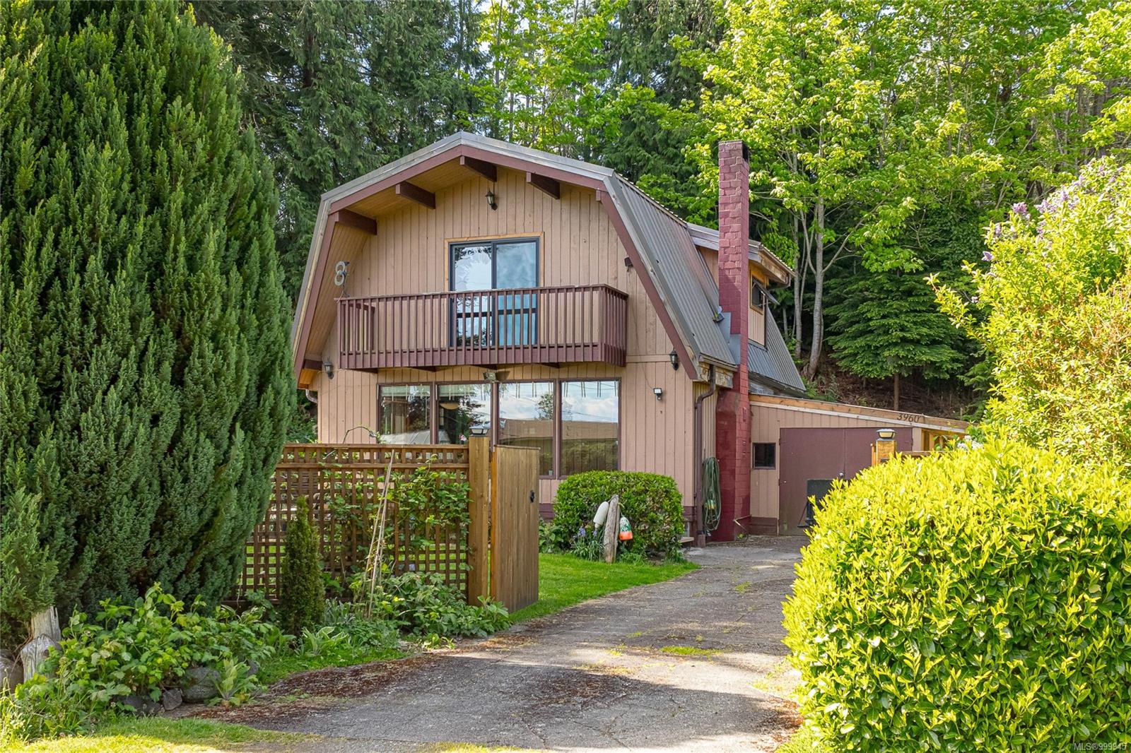 3960 Bovanis Rd, Bowser, BC V0R 1G0