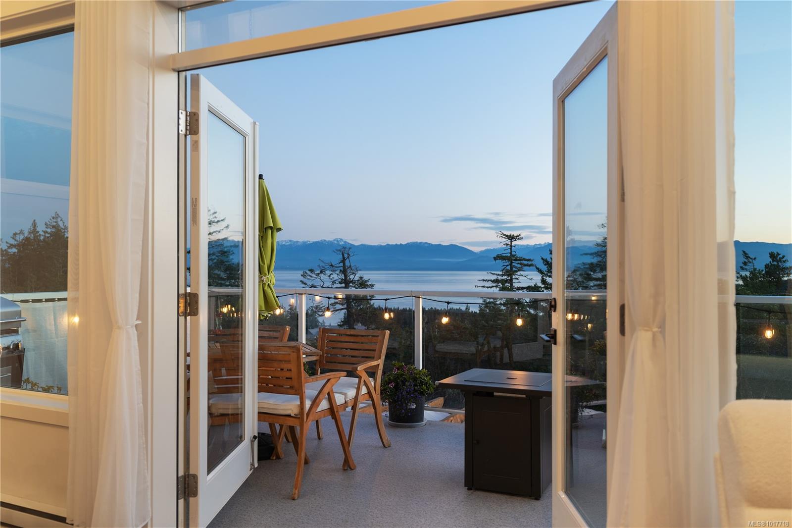 5280 E Sooke Rd Apt D, Sooke, BC V9Z 1B8