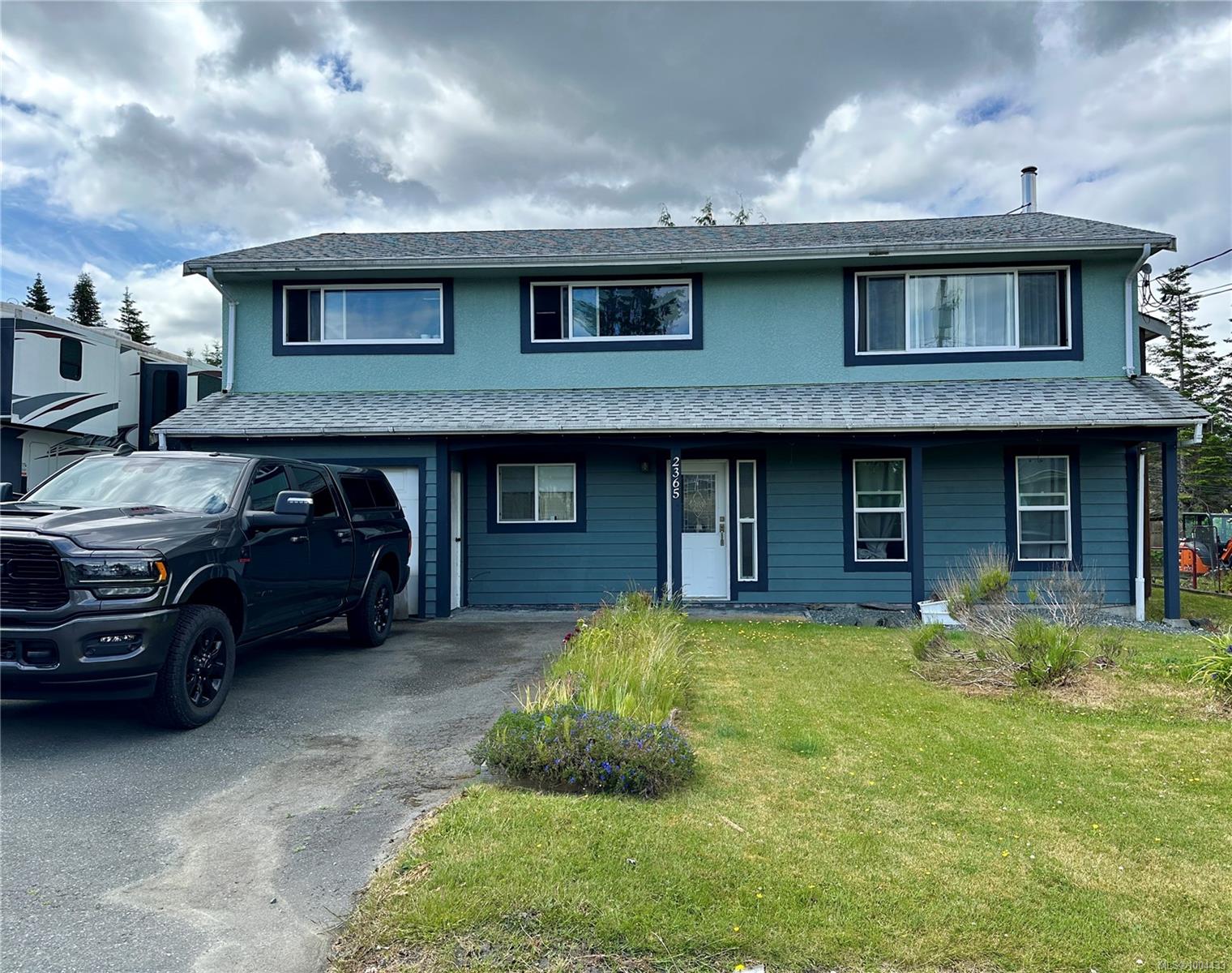 2365 Catala Pl, Port McNeill, BC V0N 2R0