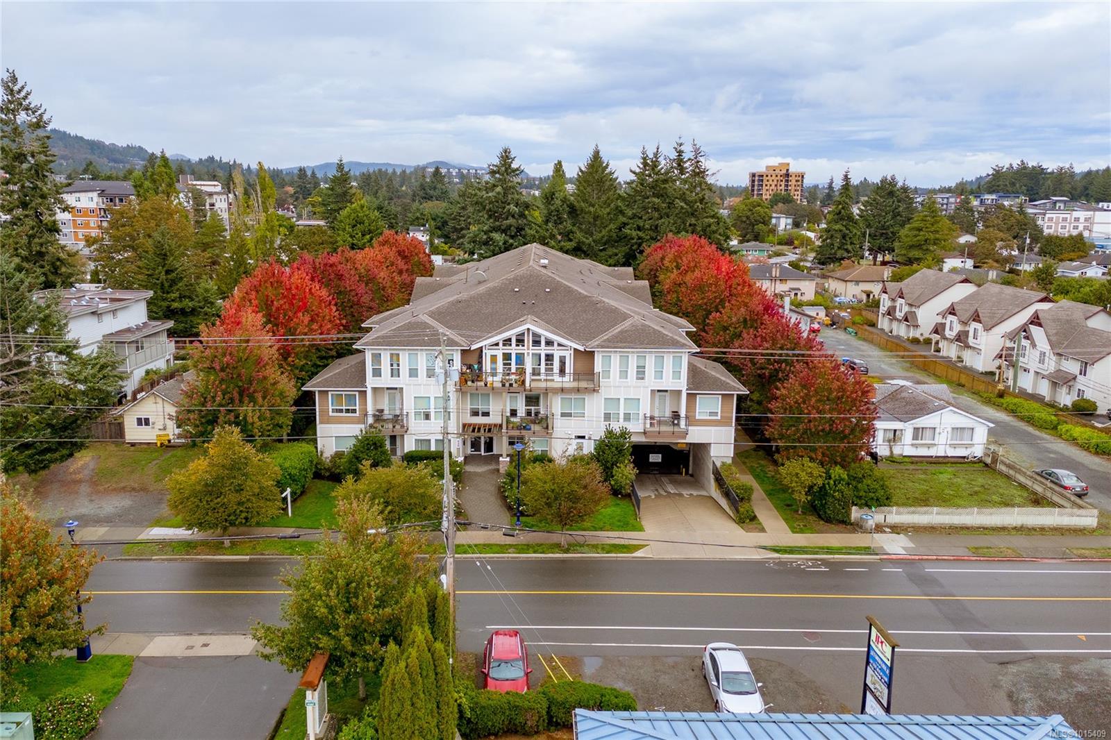 938 Dunford Ave Apt 108, Langford, BC V9B 0M2