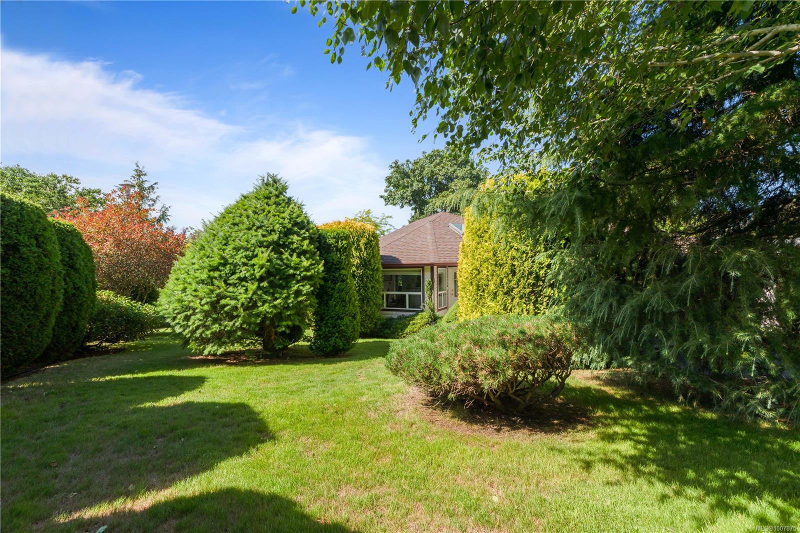 771 Sassaby Pl, Campbell River, BC V9W 8B2