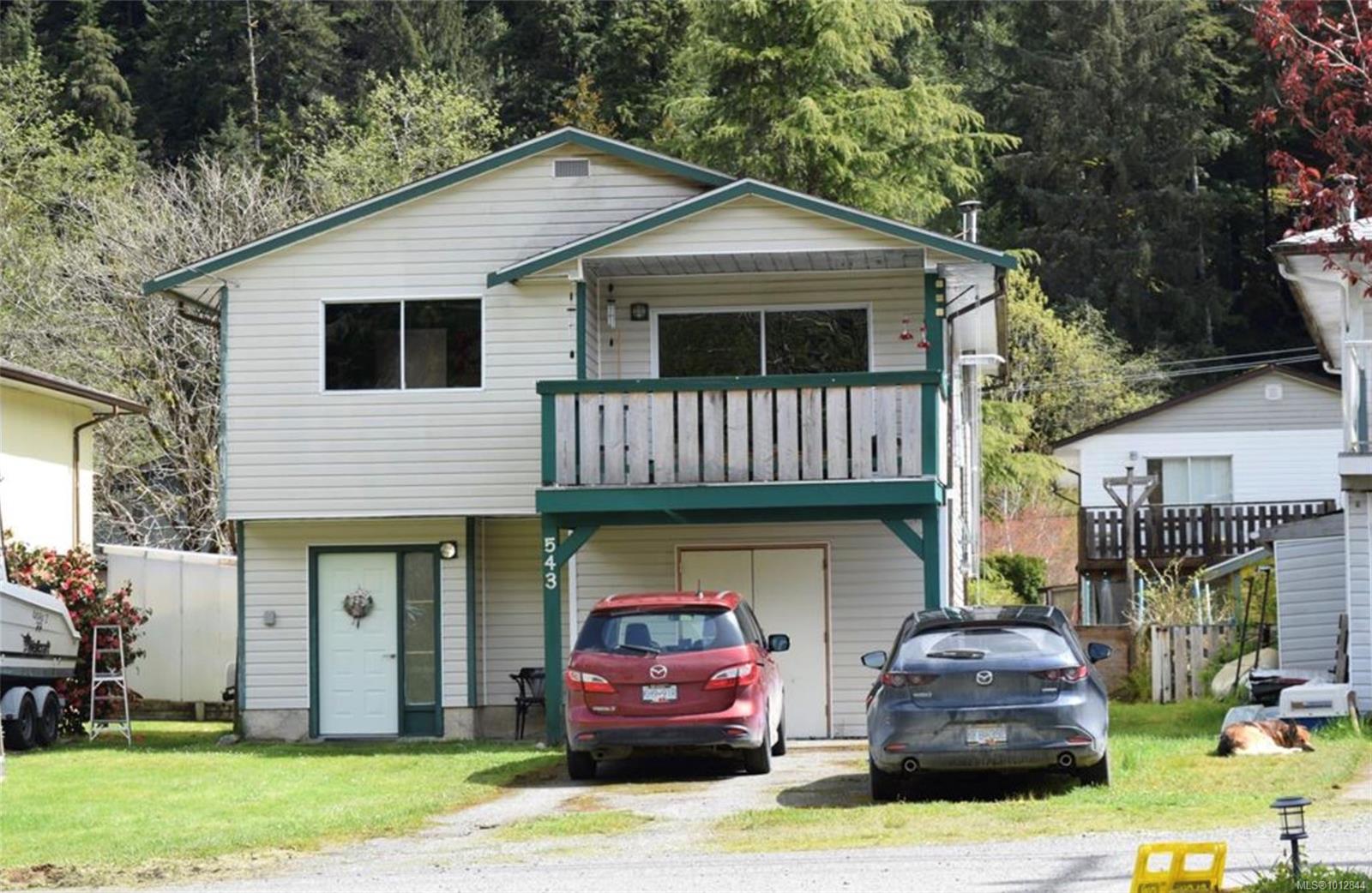 543 Maquinna Dr N, Tahsis, BC V0P 1X0
