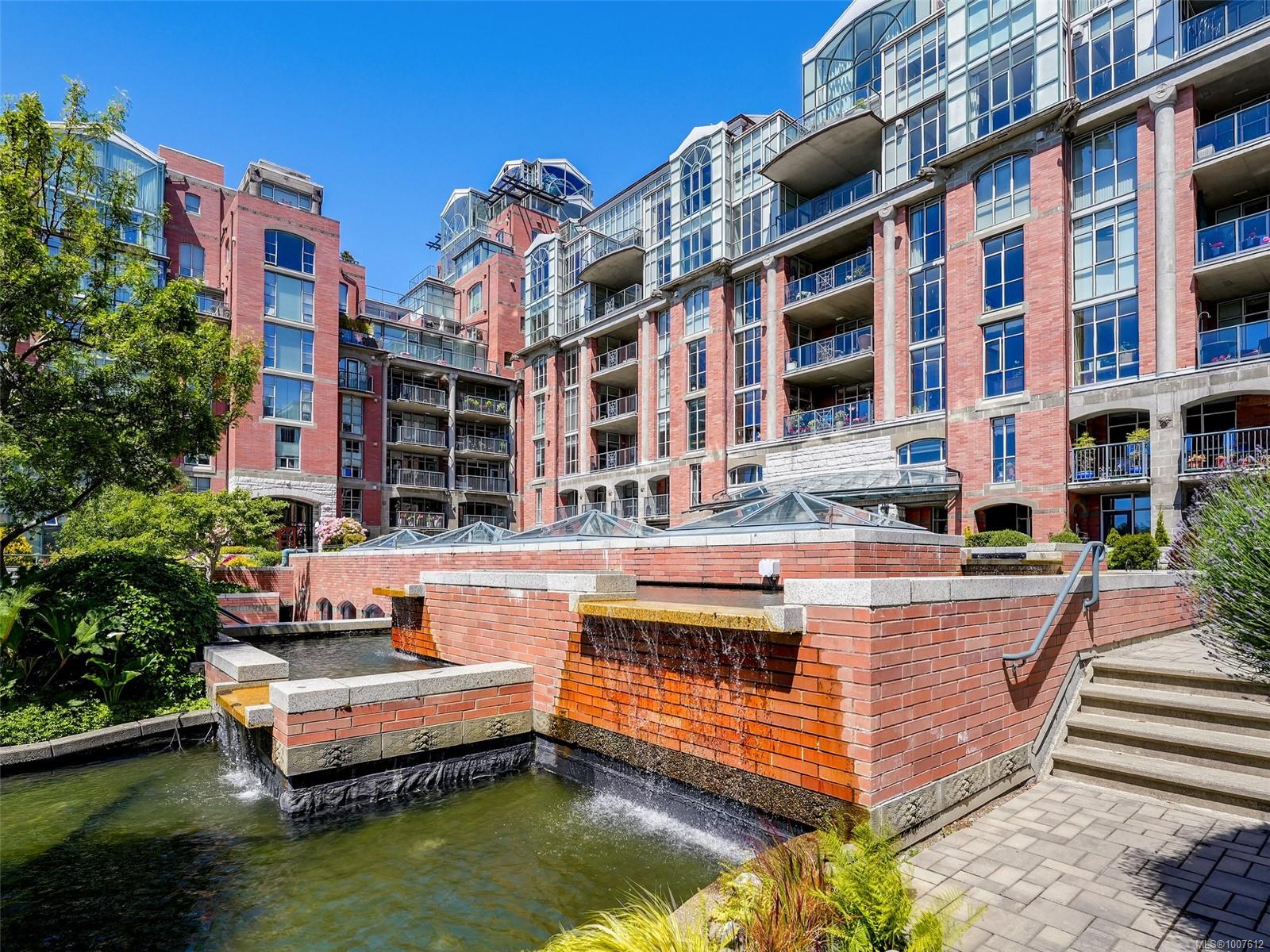 21 Dallas Rd Apt 14, Victoria, BC V9A 4Z9