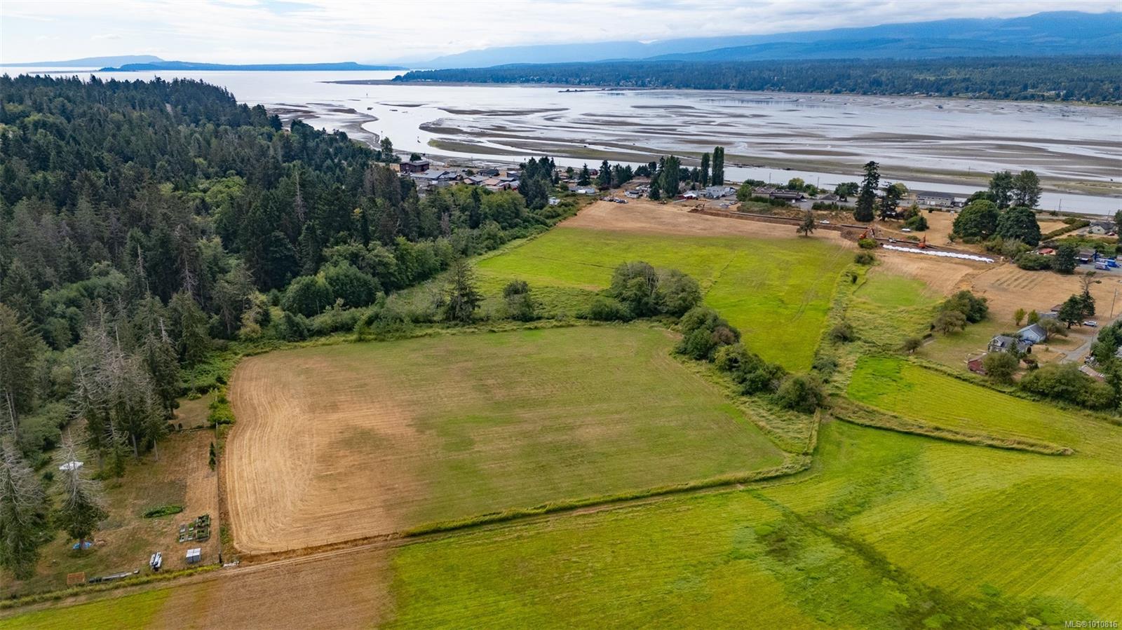 Comox Road, Comox, BC V9N 3P6