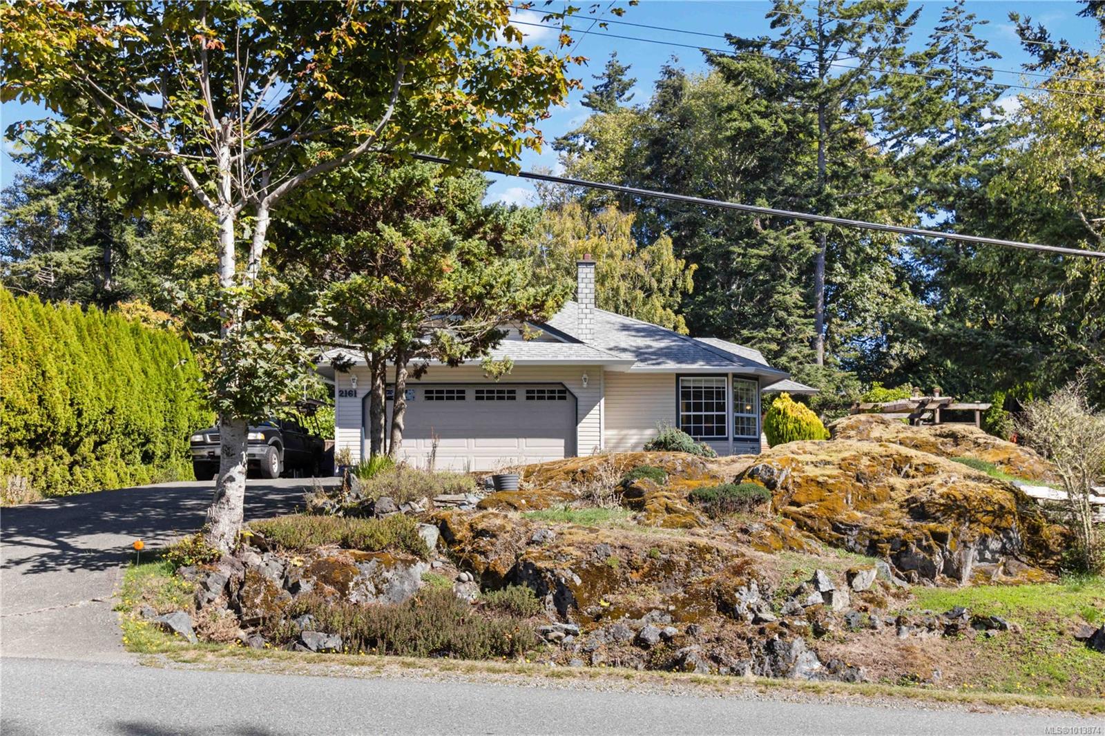 2161 Henlyn Dr, Sooke, BC V0S 1N0