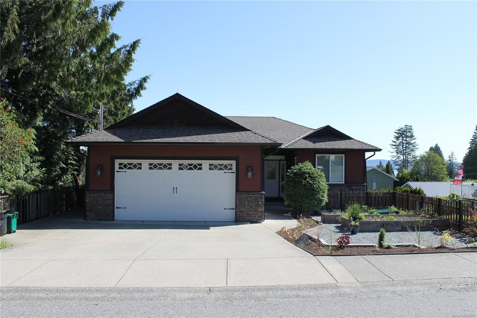 431 Davis Rd, Ladysmith, BC V9G 1V5