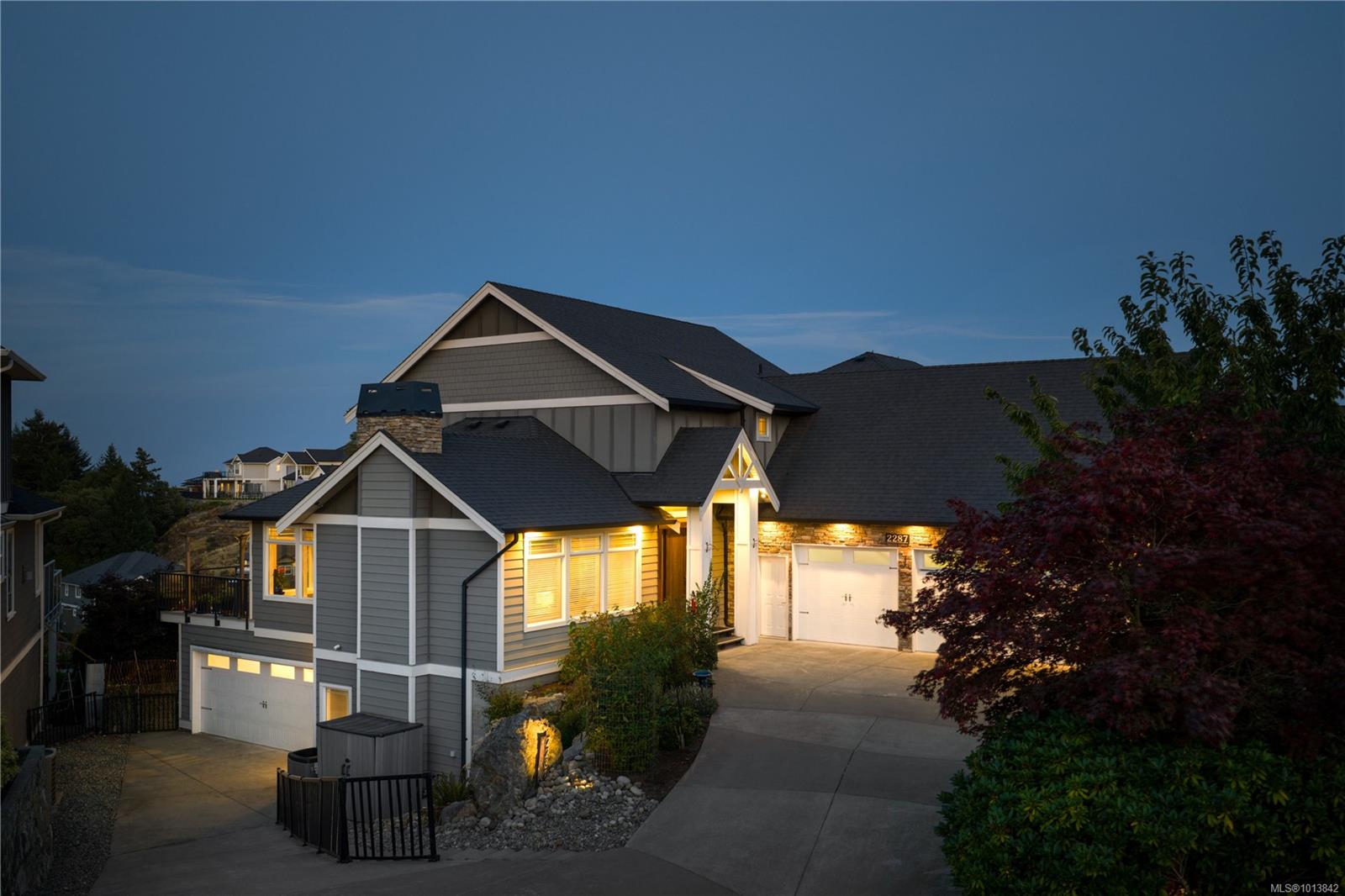 2287 Nicklaus Dr, Langford, BC V9B 0L2