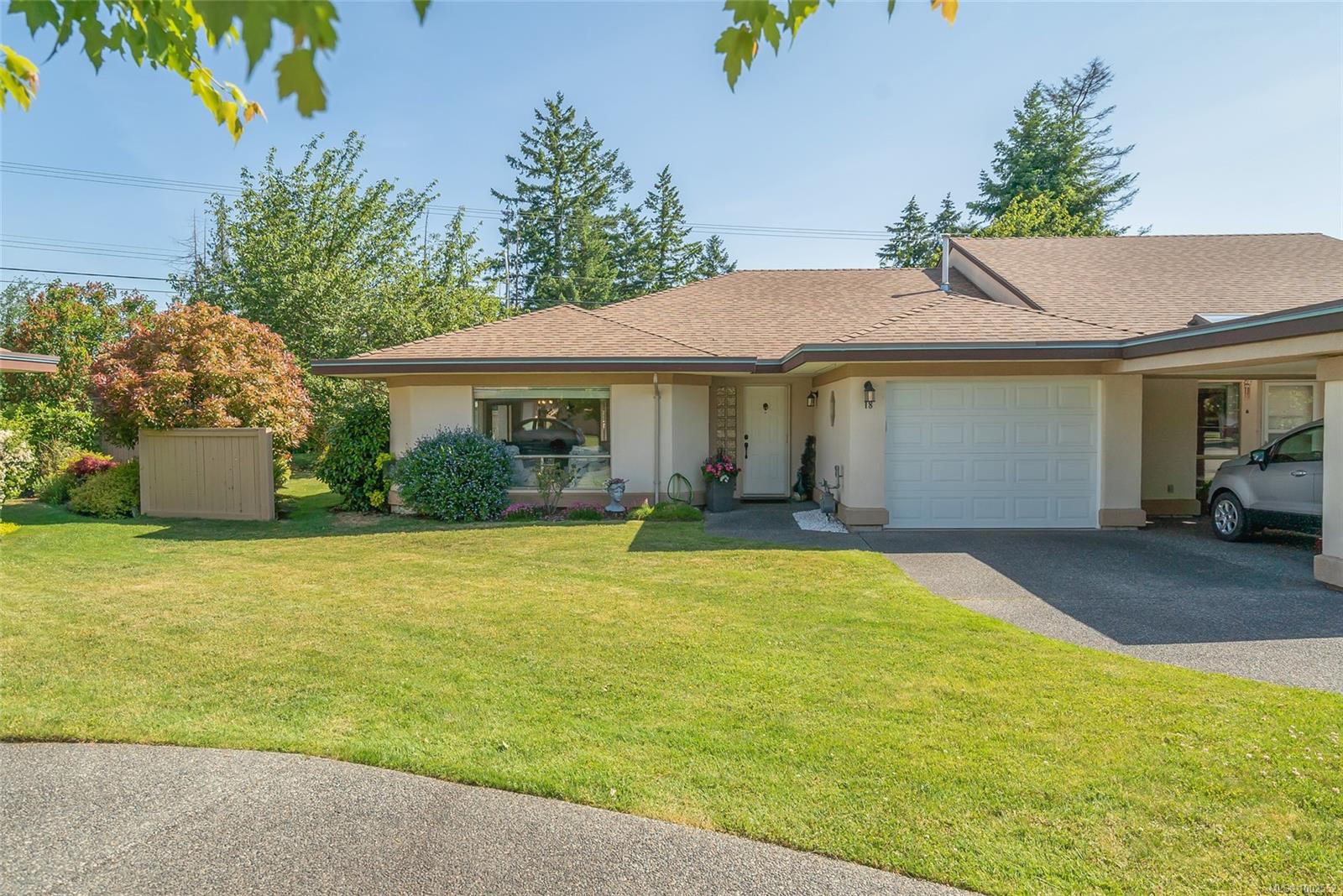 310 Pym St N Apt 18, Parksville, BC V9P 2P4