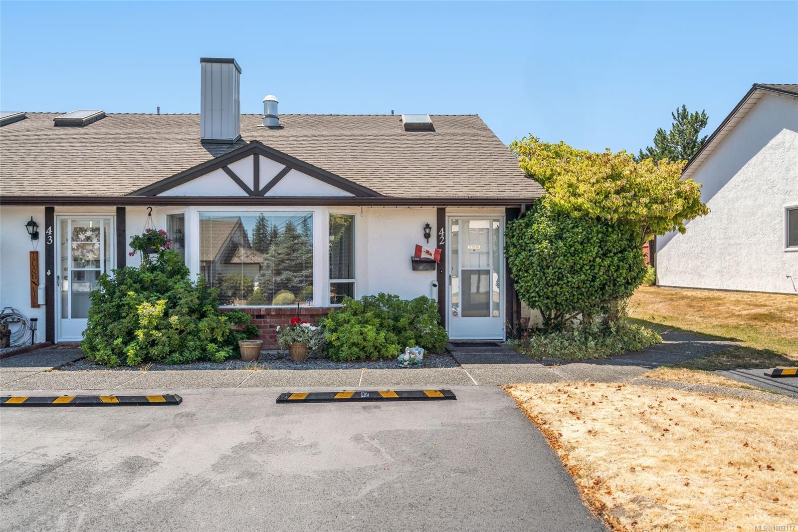 120 Finholm St N Apt 42, Parksville, BC V9P 1J5