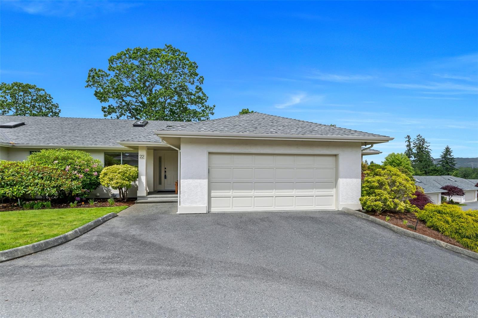 6038 Sterling Dr Apt 22, Duncan, BC V9L 5K4