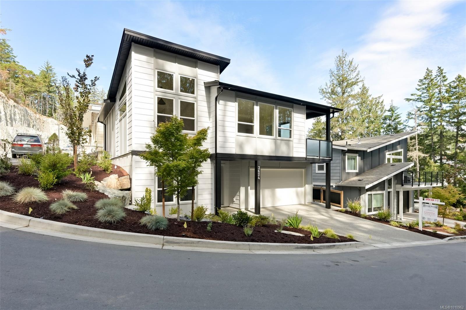 3624 Autumn Ln, Langford, BC V9C 0S3