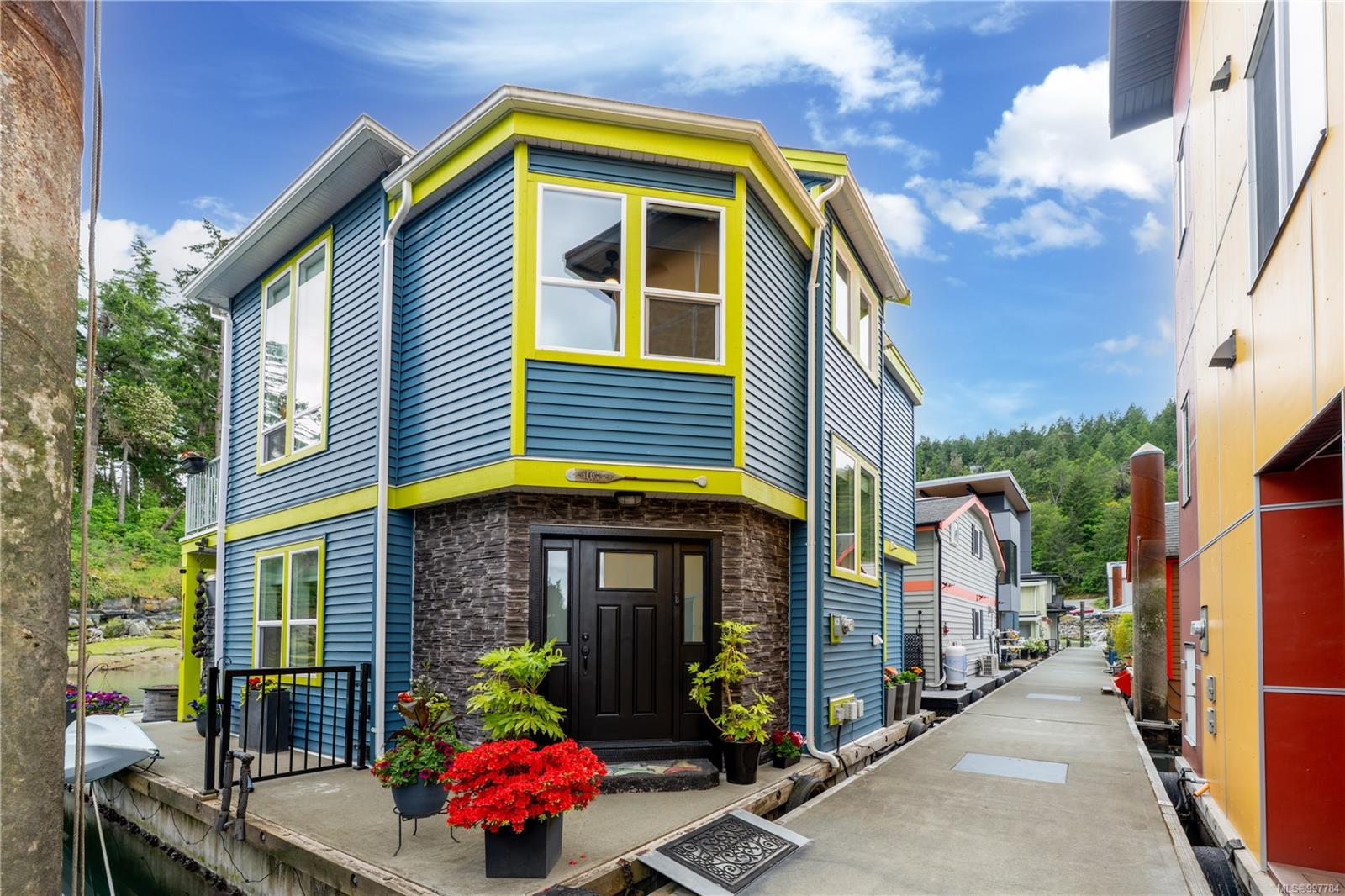 6145 Genoa Bay Rd Apt J10, Duncan, BC V9L 5T7