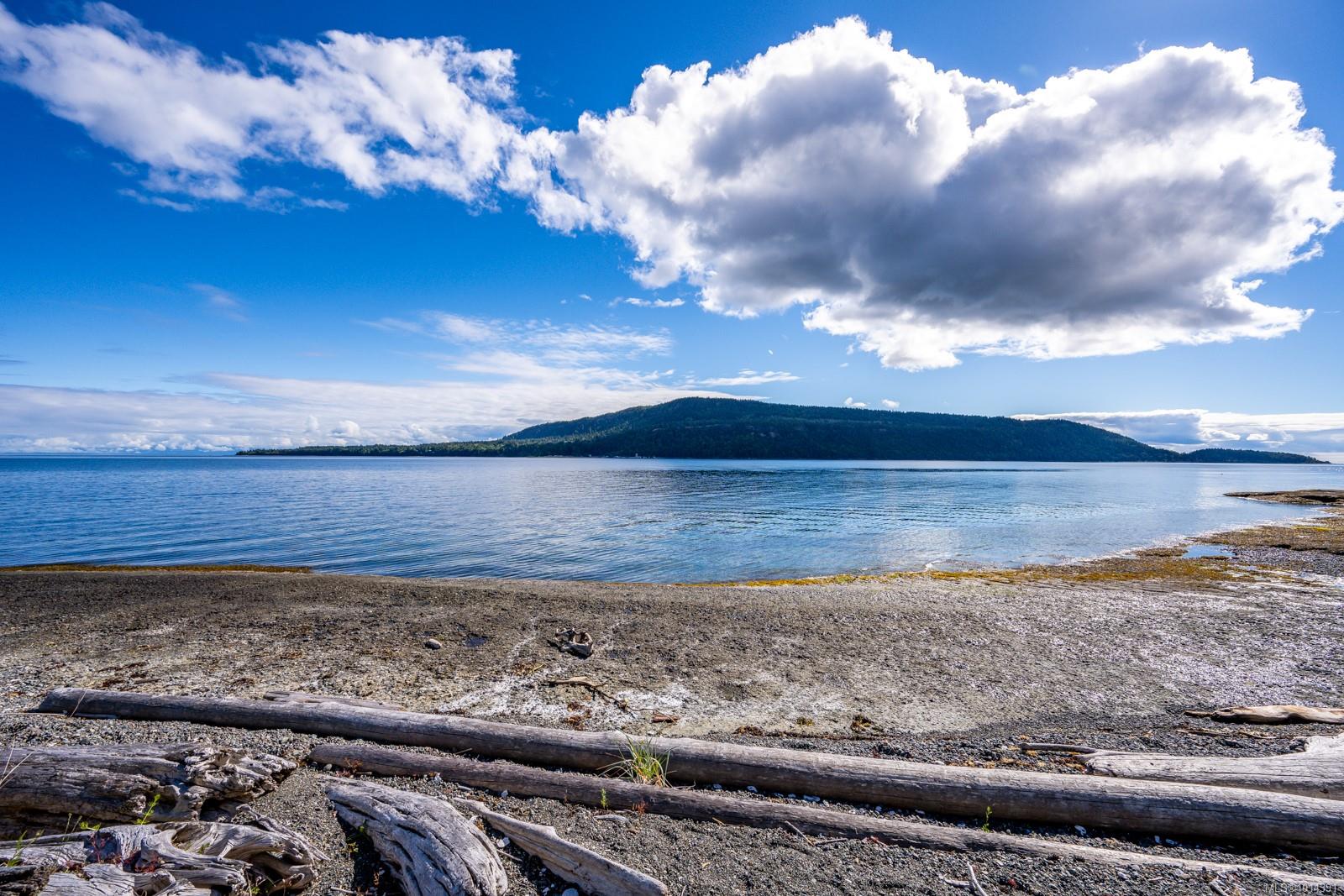 4940 East Rd, Denman Island, BC V0R 1T0