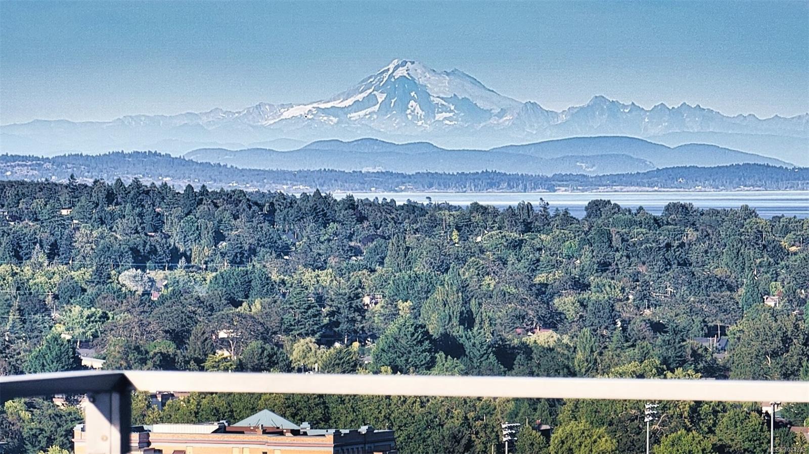 777 Herald St Apt 2104, Victoria, BC V8W 1S5