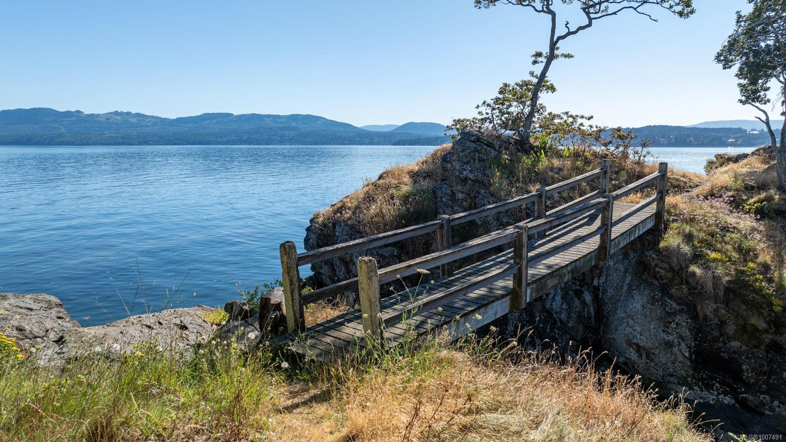 273 Coal Point Ln, North Saanich, BC V8L 5P1