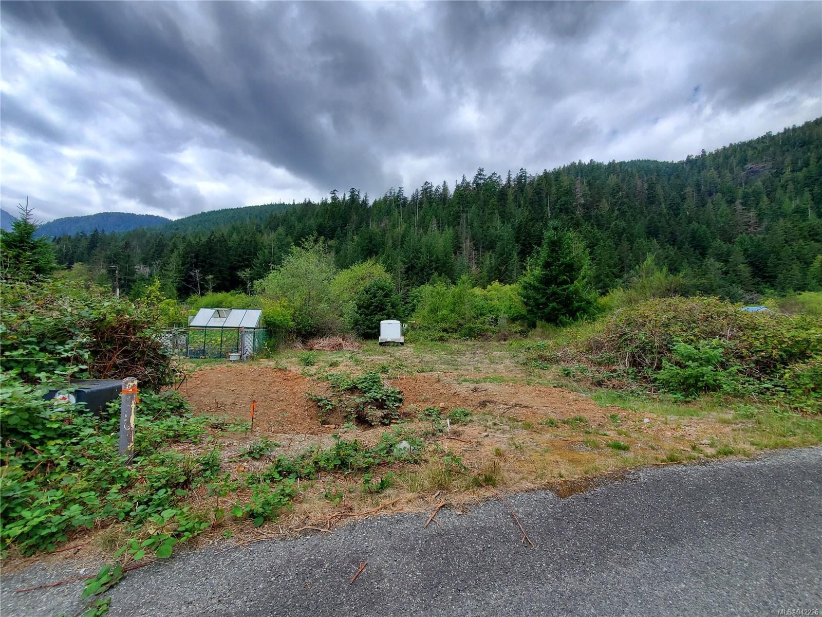 5 Freda Rd, Tahsis, BC V0P 1X0