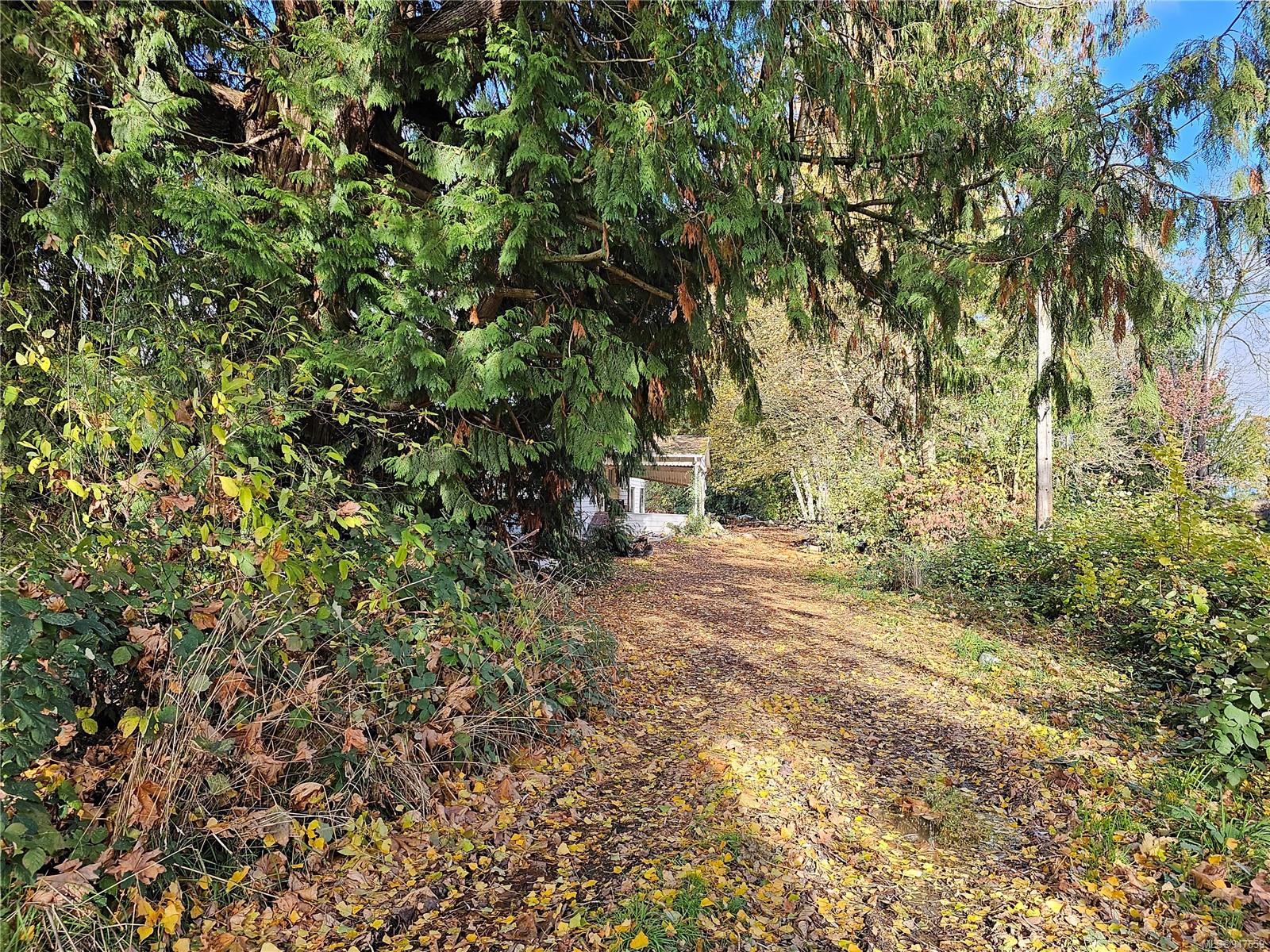 8865 Crofton Rd, North Cowichan, BC V0R 1K5