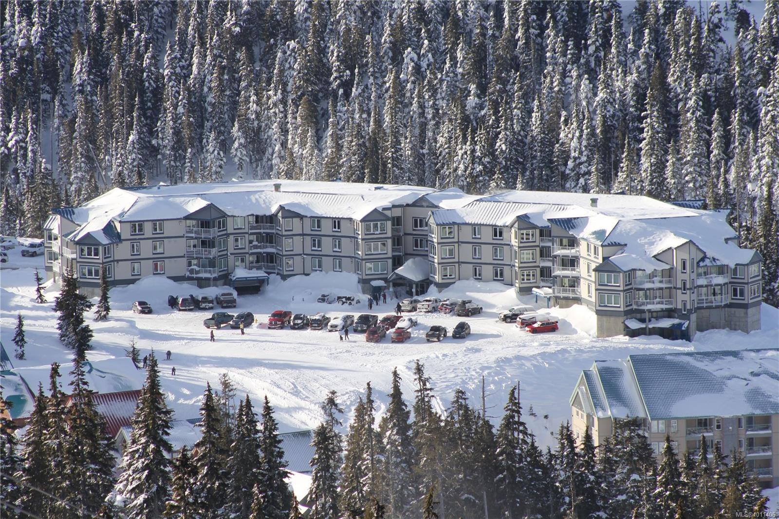 1320 Henry Rd Apt 217, Courtenay, BC V9J 1L0