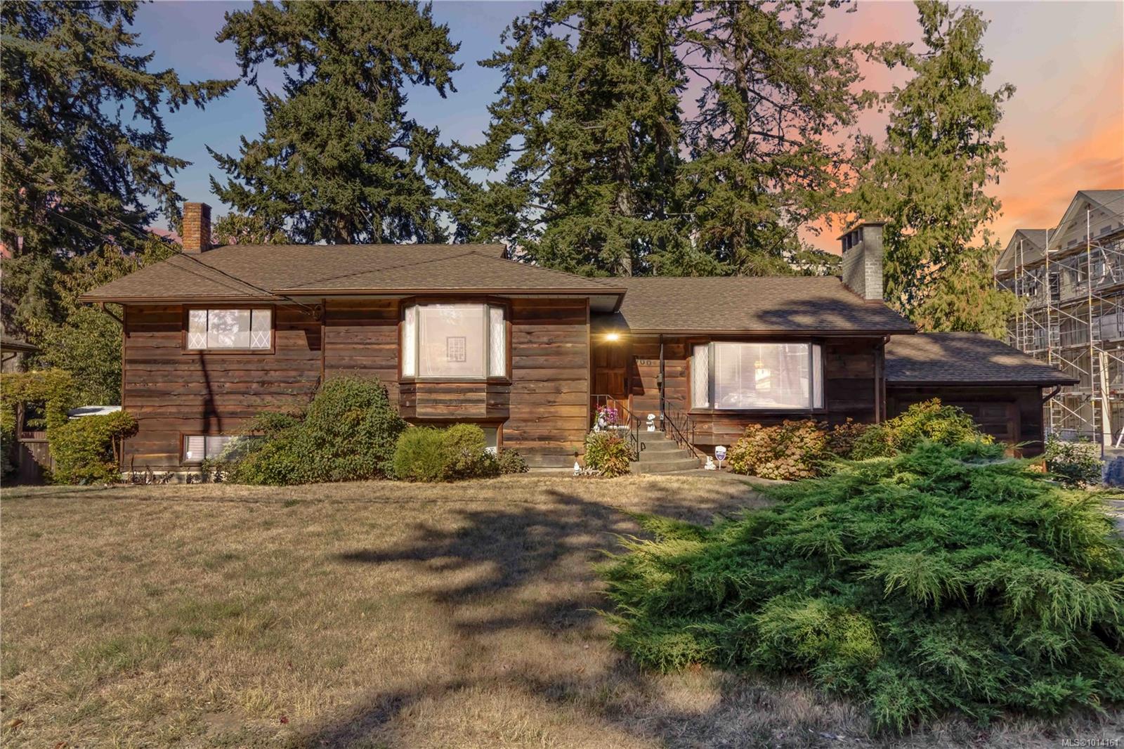 966 Jenkins Ave, Langford, BC V9B 2N7