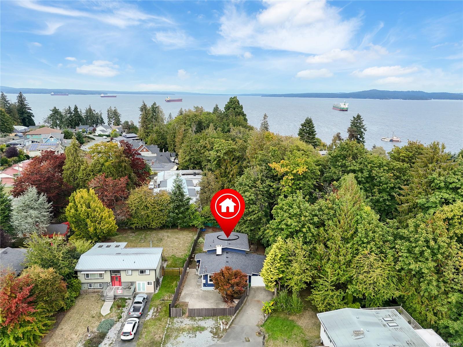 3023 Holly St, North Cowichan, BC V0R 1K1