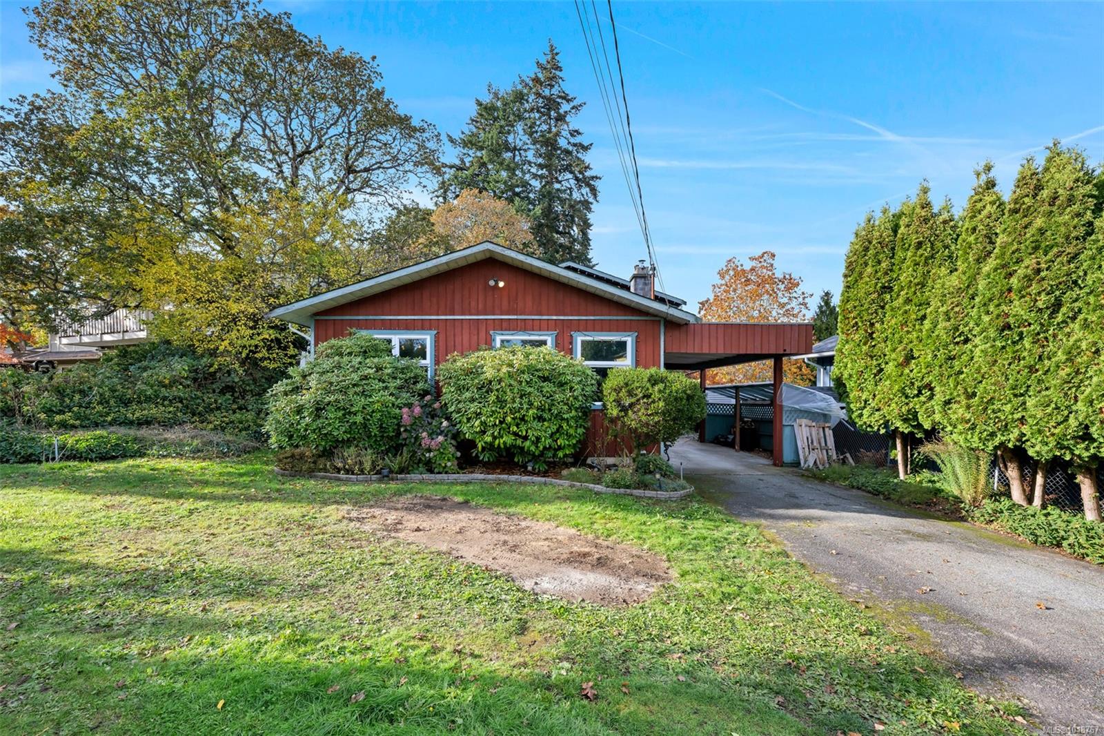 2700 Rainville Rd, Langford, BC V9B 3N3