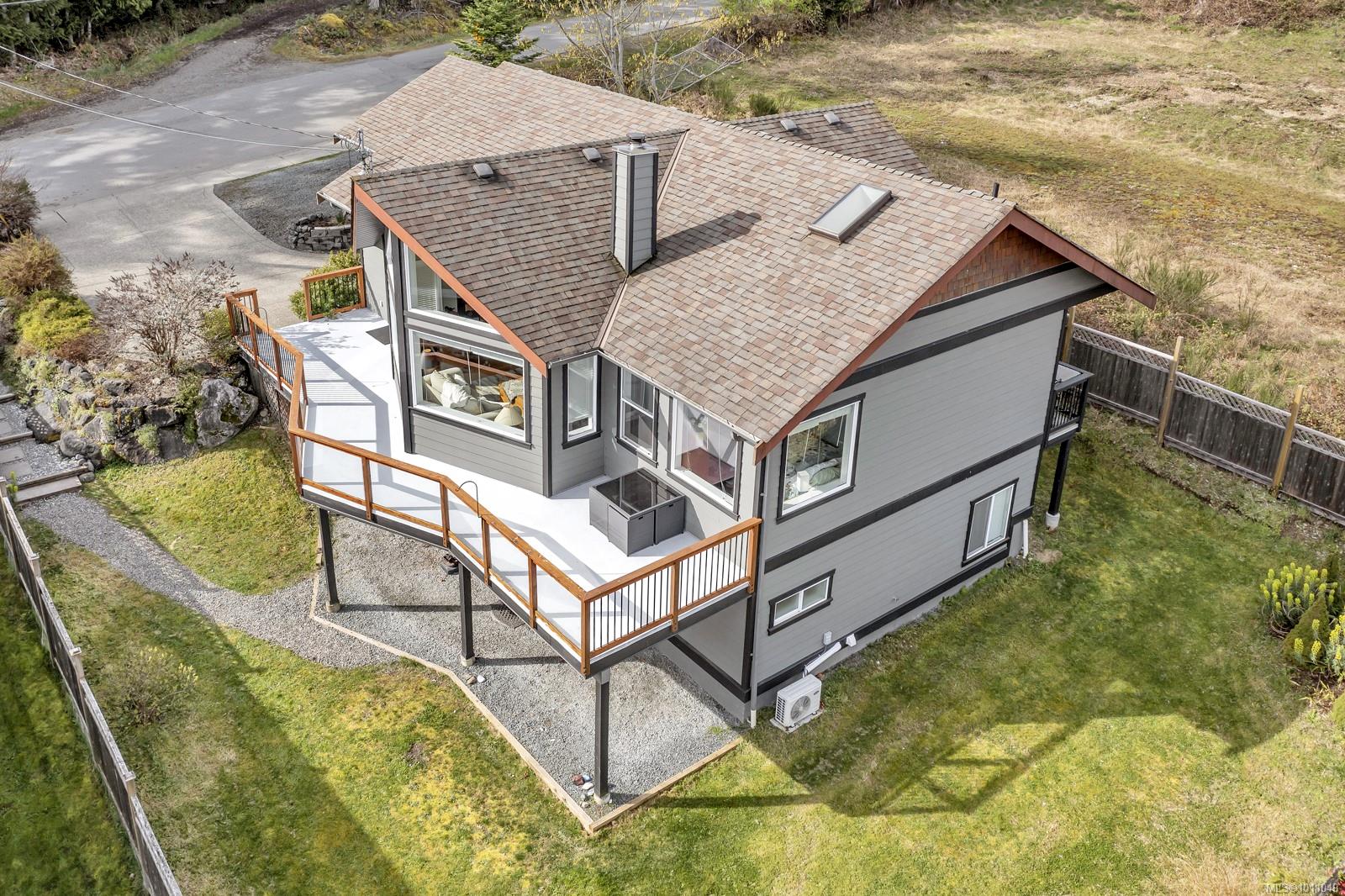 1735 Robert St, North Cowichan, BC V0R 1R0