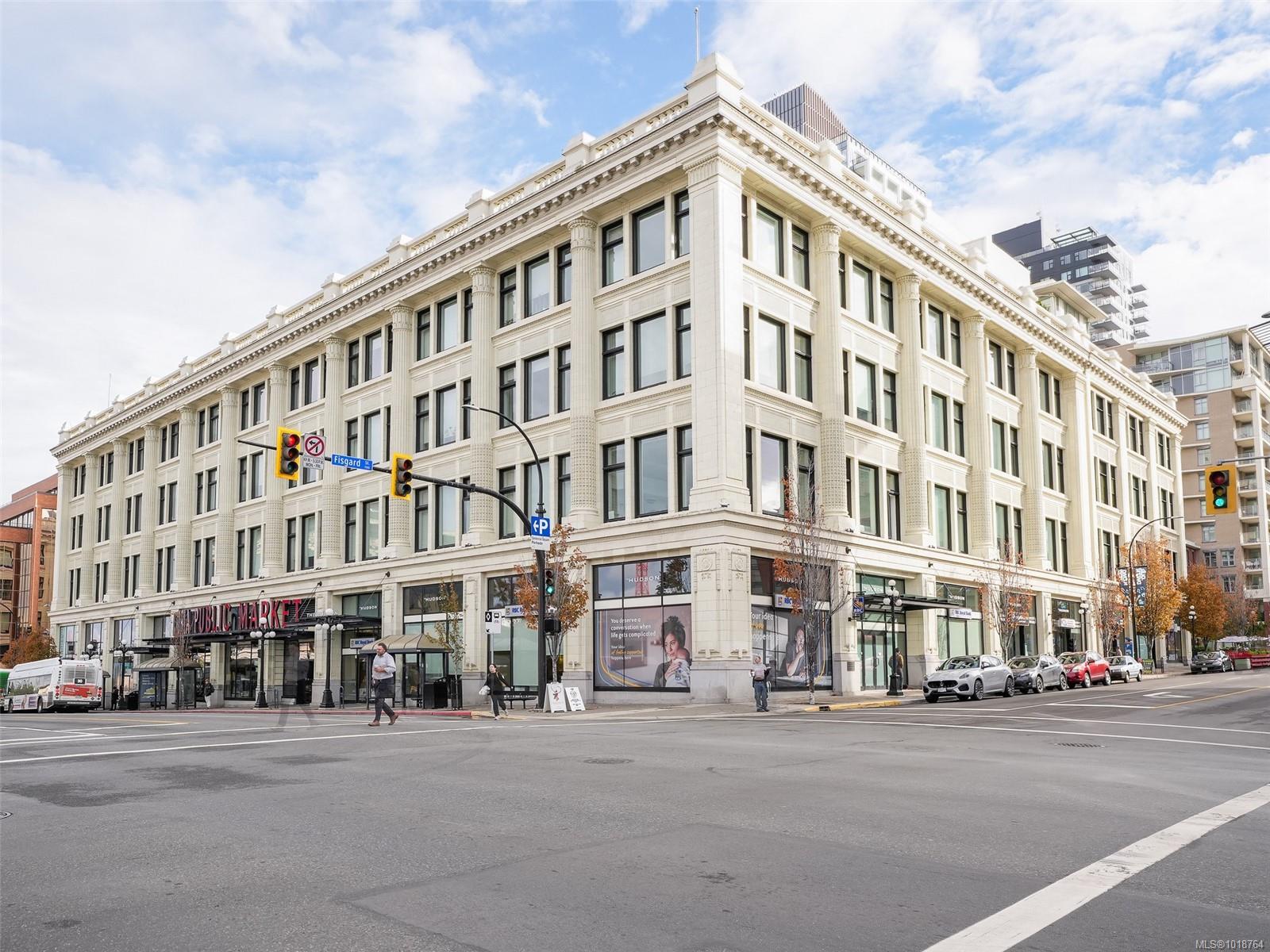 770 Fisgard St Apt 425, Victoria, BC V8W 0B8