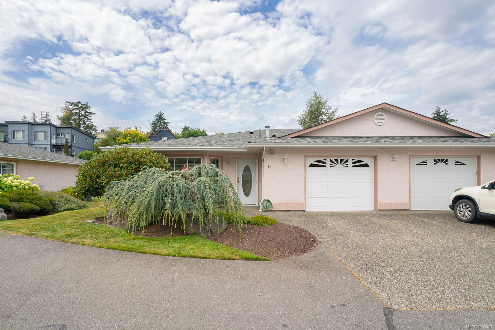 6111 Sayward Rd Apt 14, Duncan, BC V9L 5J4