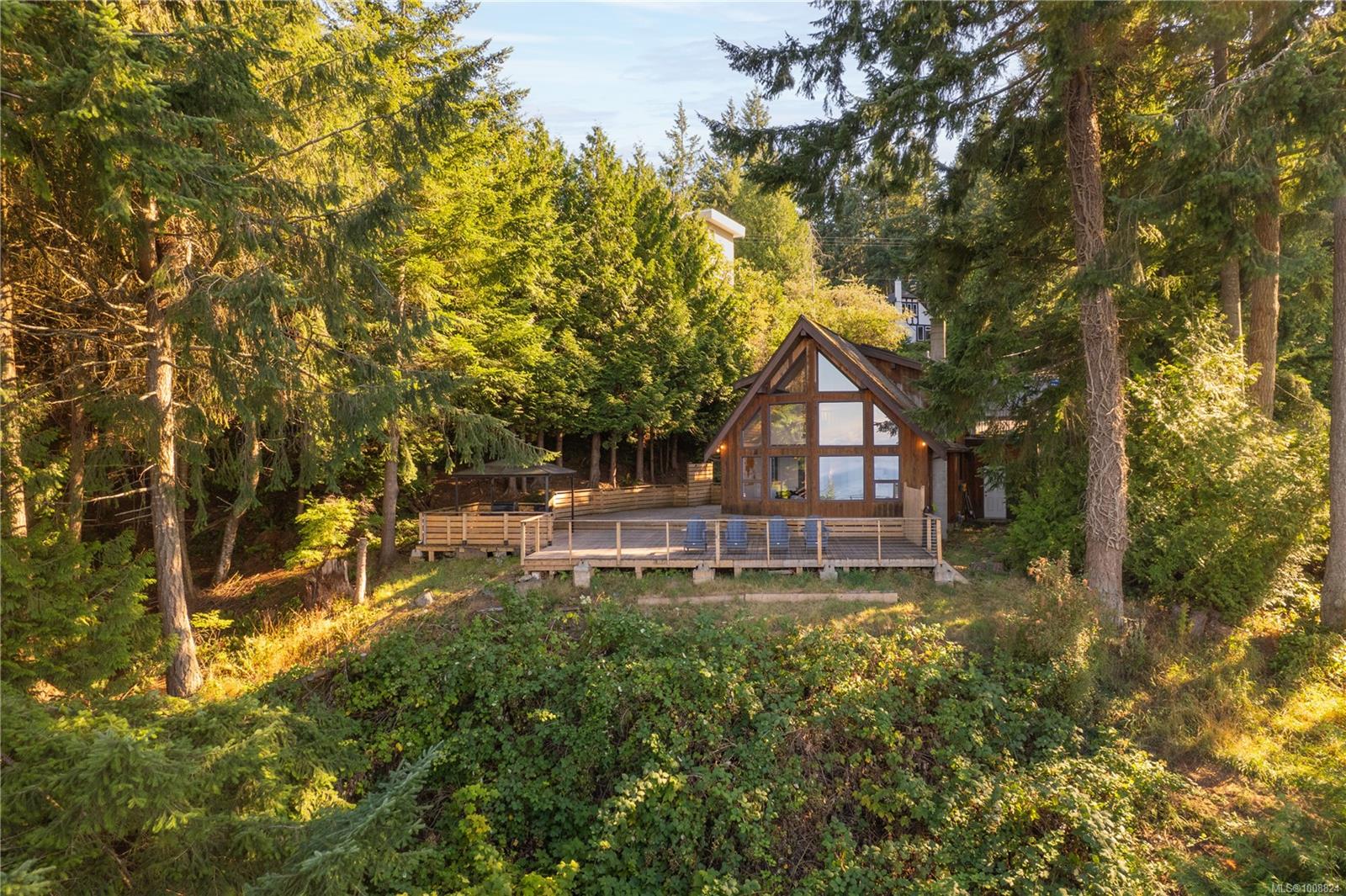 5030 Lost Lake Rd, Nanaimo, BC V9T 5E4