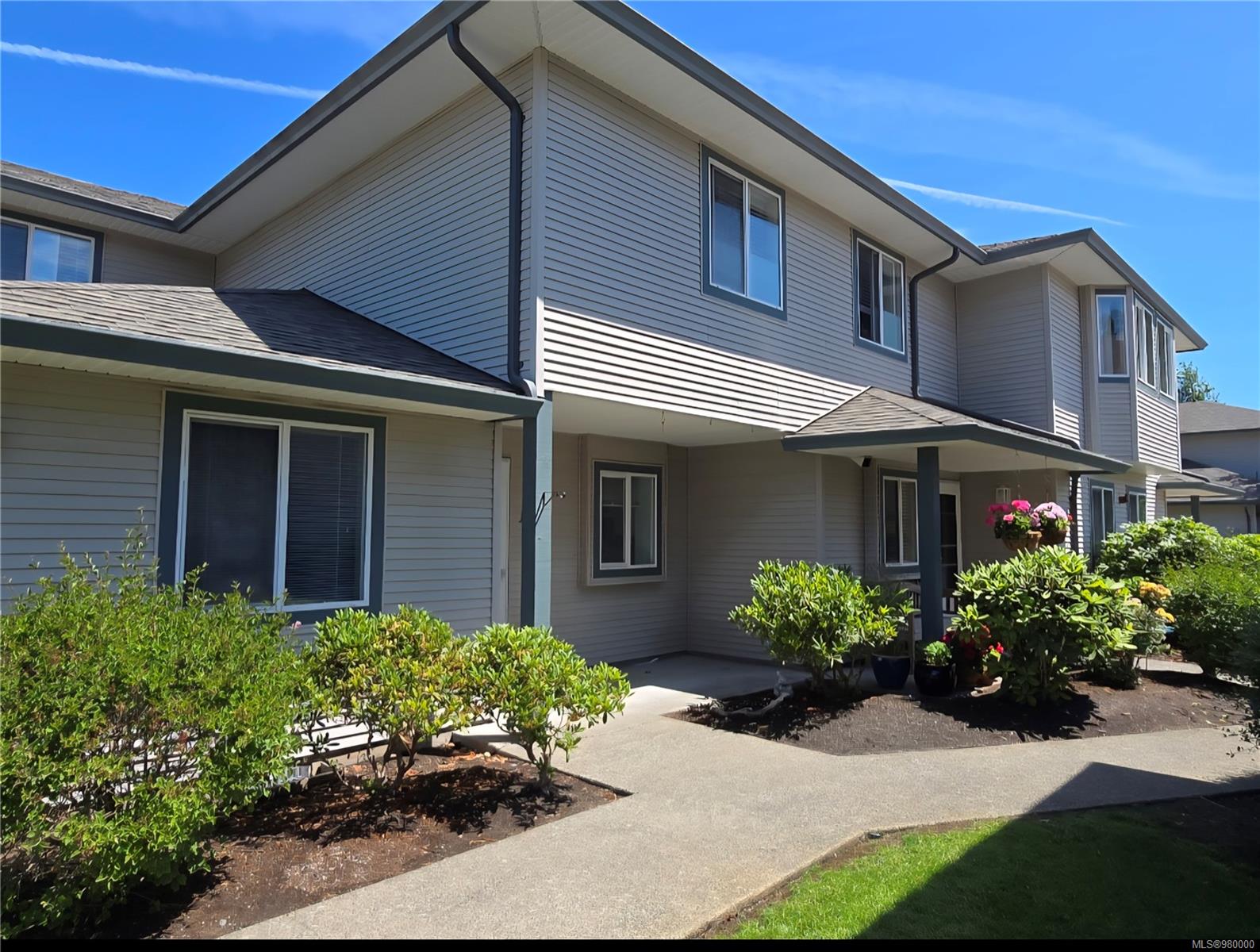 2317 Dalton Rd Apt 12, Campbell River, BC V9W 1H7