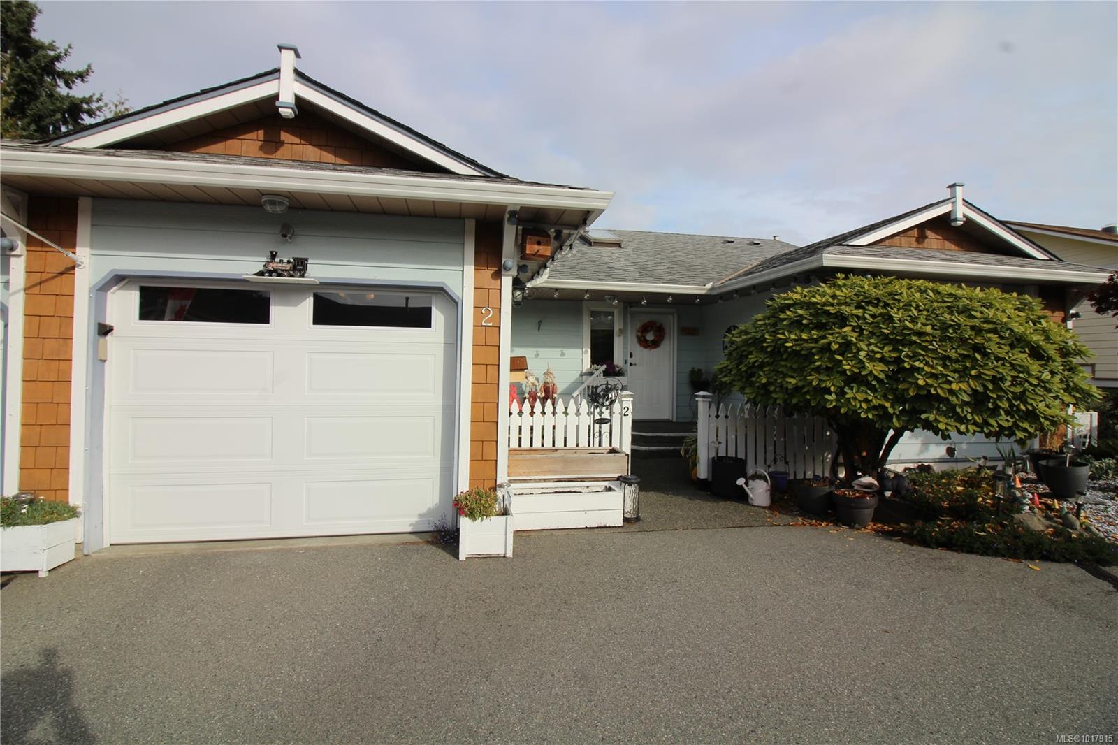 9933 Chemainus Rd Apt 2, North Cowichan, BC V0R 1K1