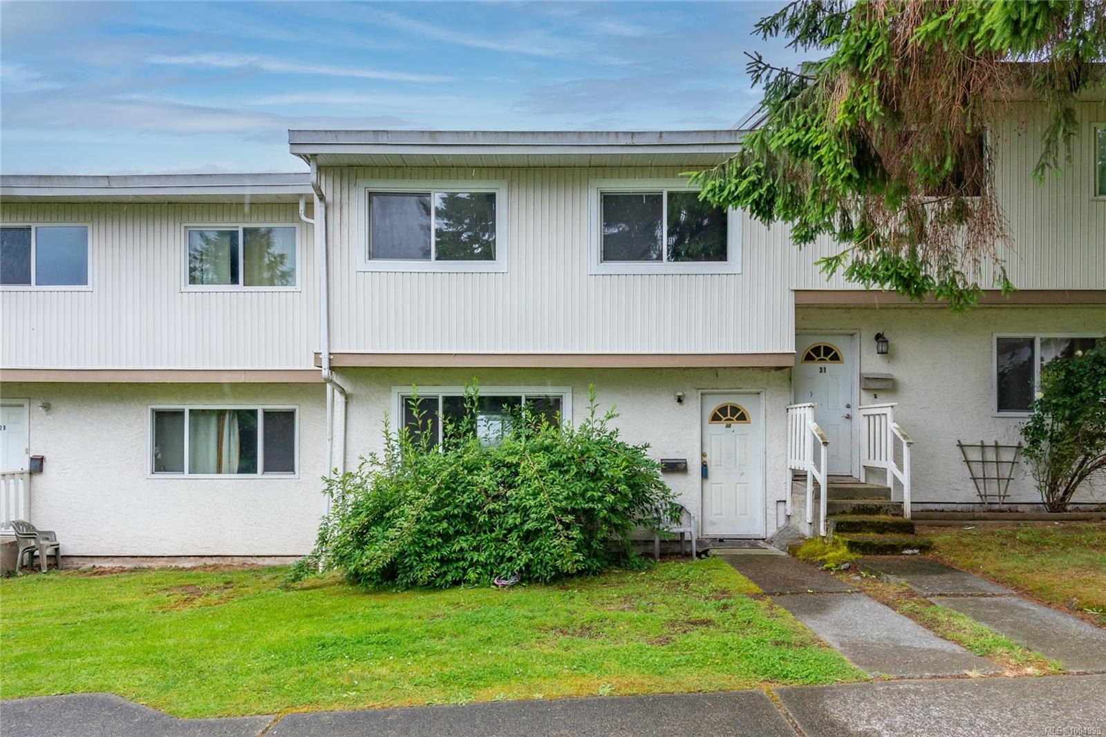 400 Robron Rd Apt 30, Campbell River, BC V9W 5N5